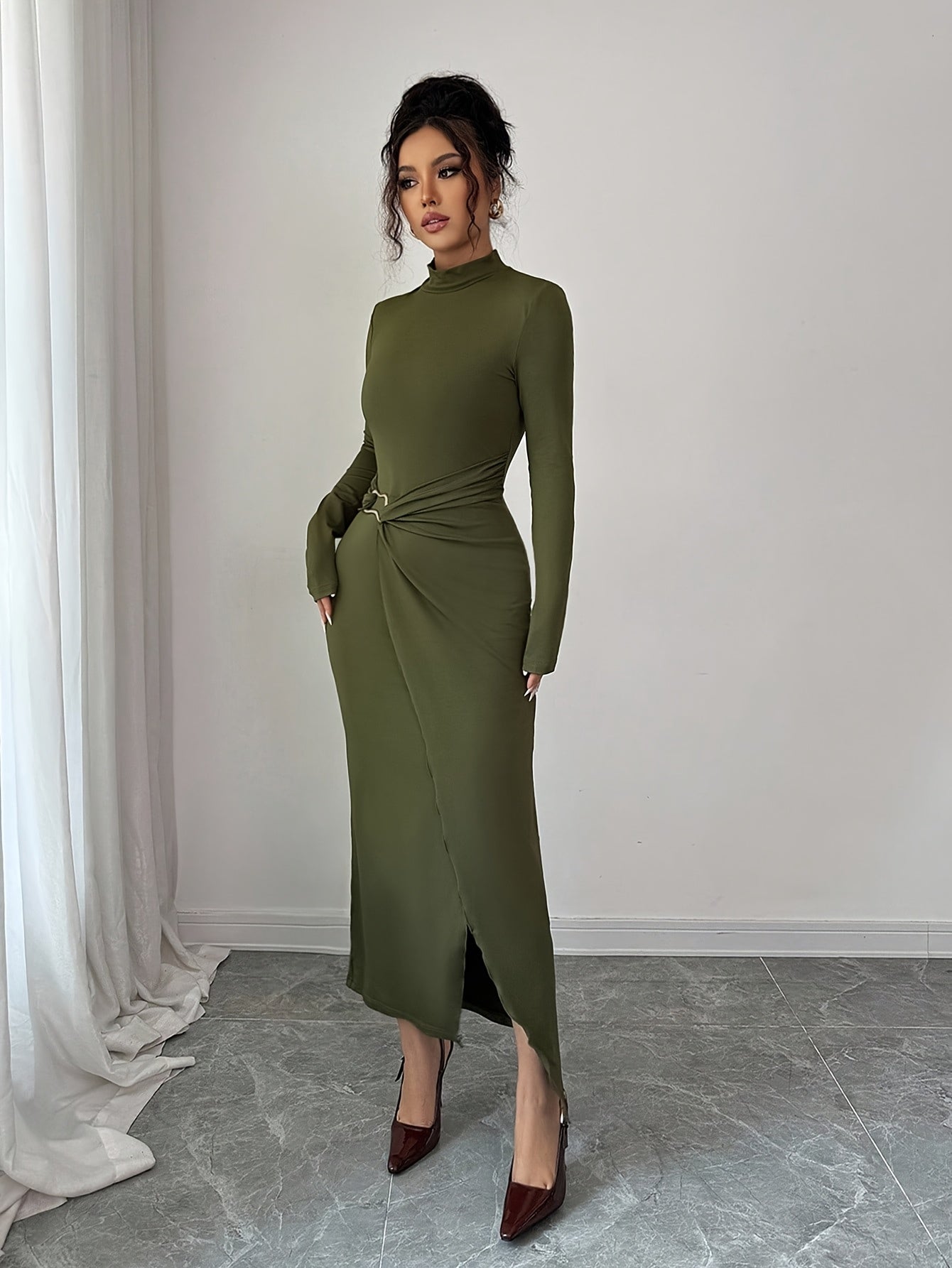WL Atelier | Elegant Olive Green Winter Mermaid Dress