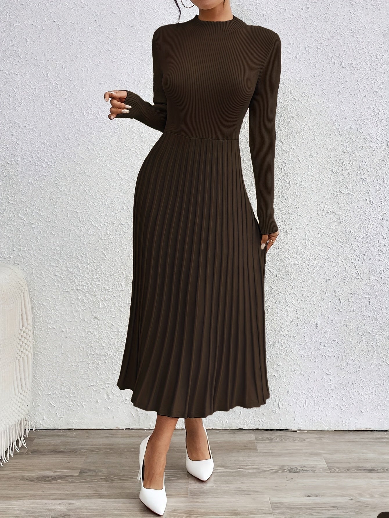 WL Atelier | Elegant High-Neck Long-Sleeve Dress