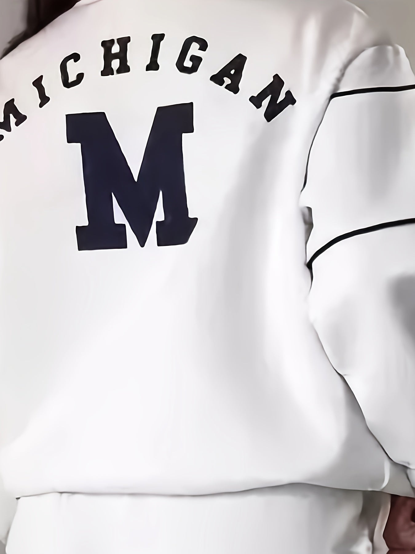 WL Atelier | Fleece-Lined Letter Print Sweatshirt & Pants Set