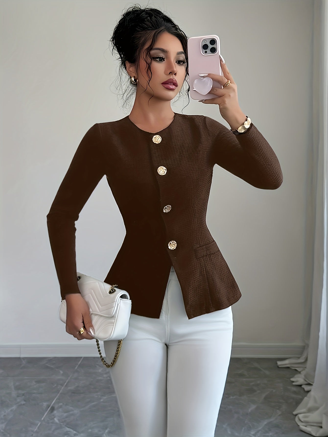 WL Atelier | Elegant Slim-Fit Black Blazer with Golden Buttons
