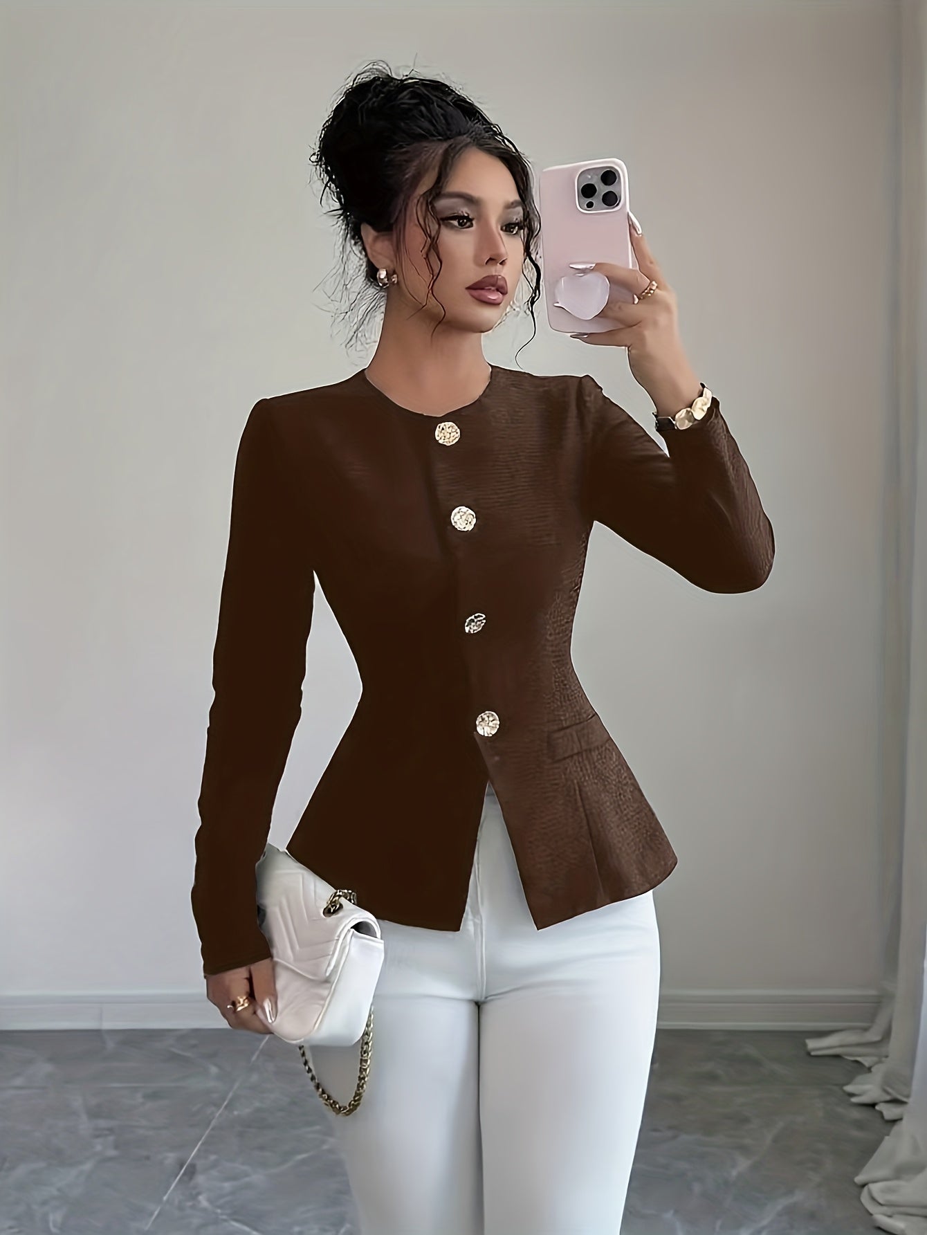 WL Atelier | Elegant Slim-Fit Black Blazer with Golden Buttons