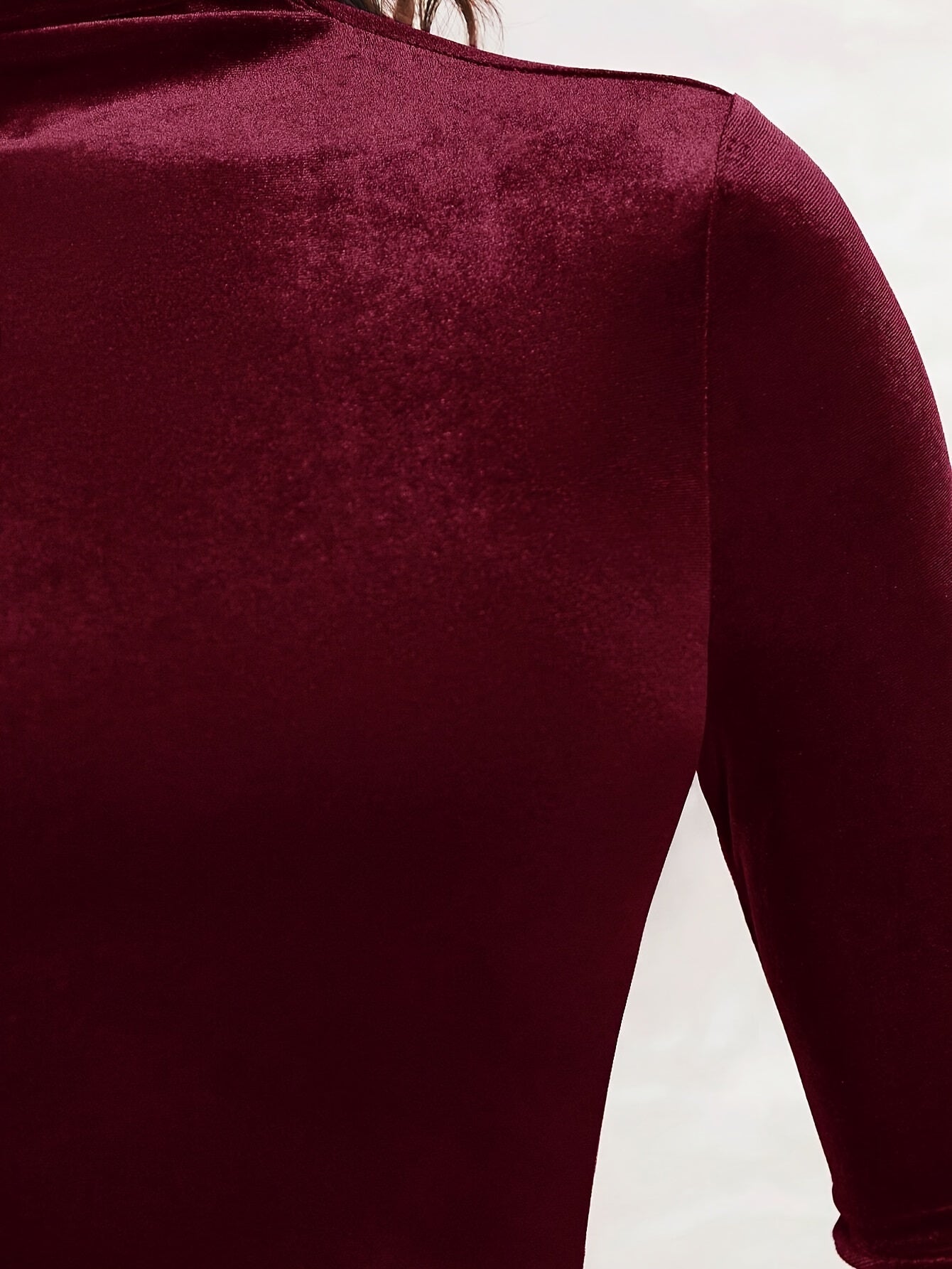 WL Atelier | Elegant Velvet High-Neck Long-Sleeve Top