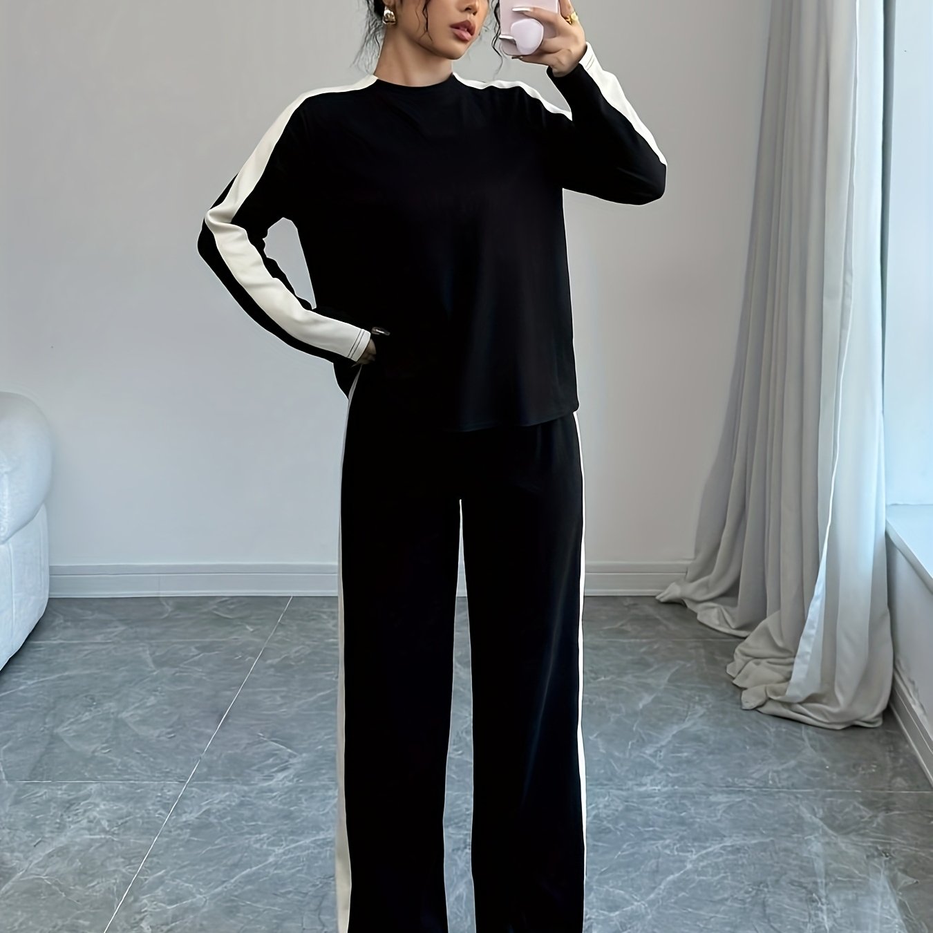 WL Atelier | Striped Contrast Round Neck T-Shirt & Pants Set