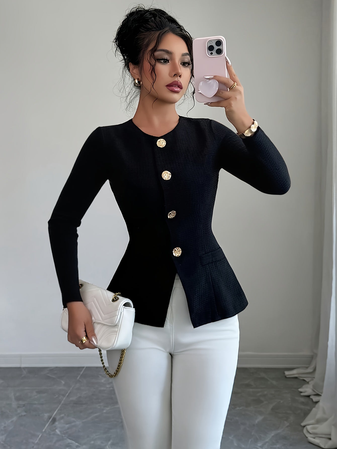 WL Atelier | Elegant Slim-Fit Black Blazer with Golden Buttons