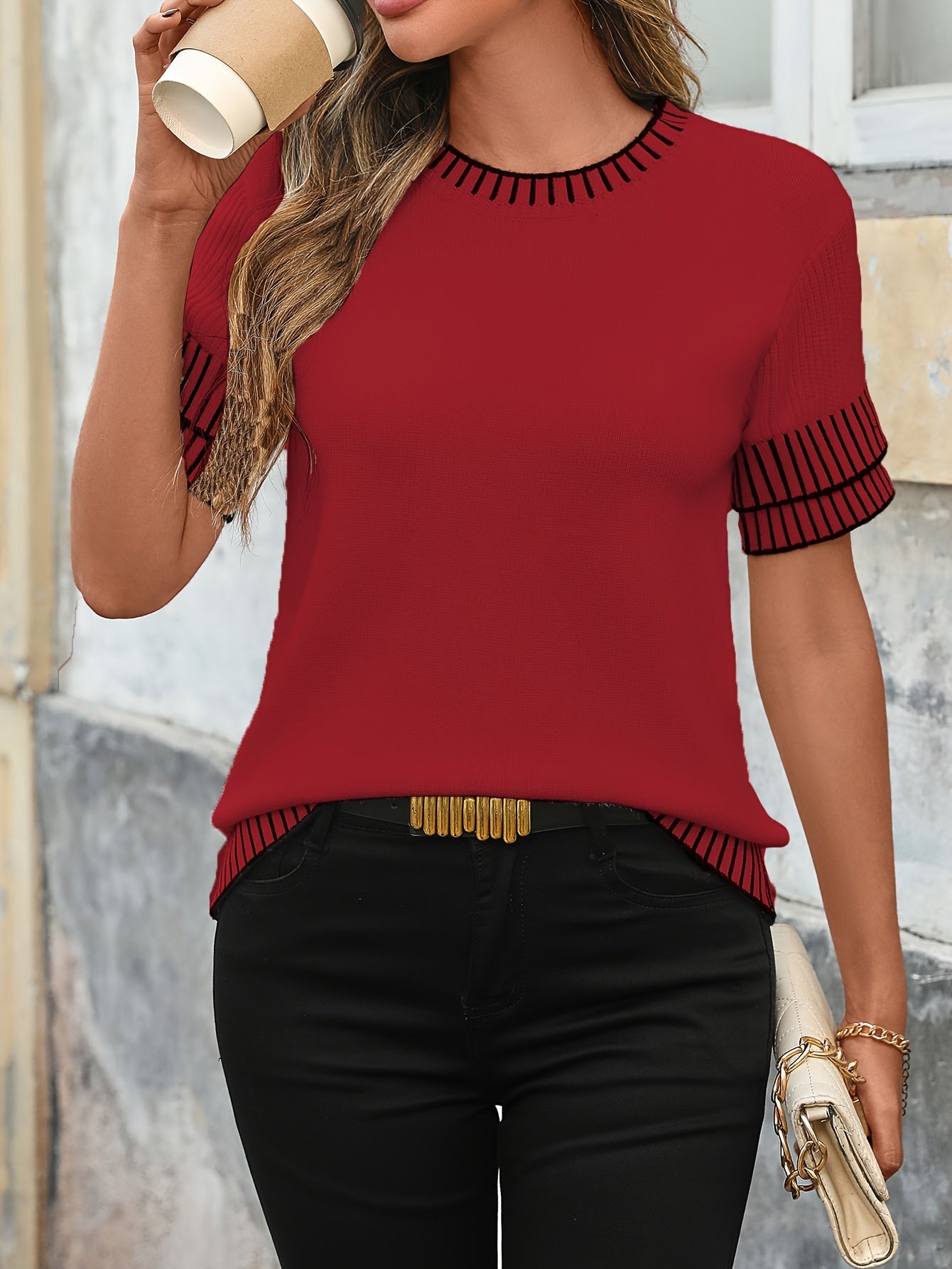 WL Atelier | Elegant Color-Block Short-Sleeve Top