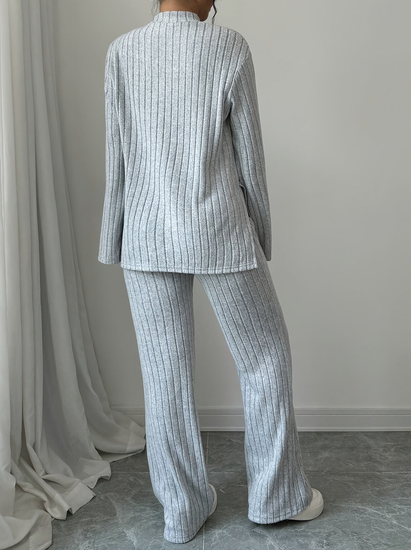 WL Atelier | 2025 Autumn/Winter Solid Color Stand Collar Two-Piece Set