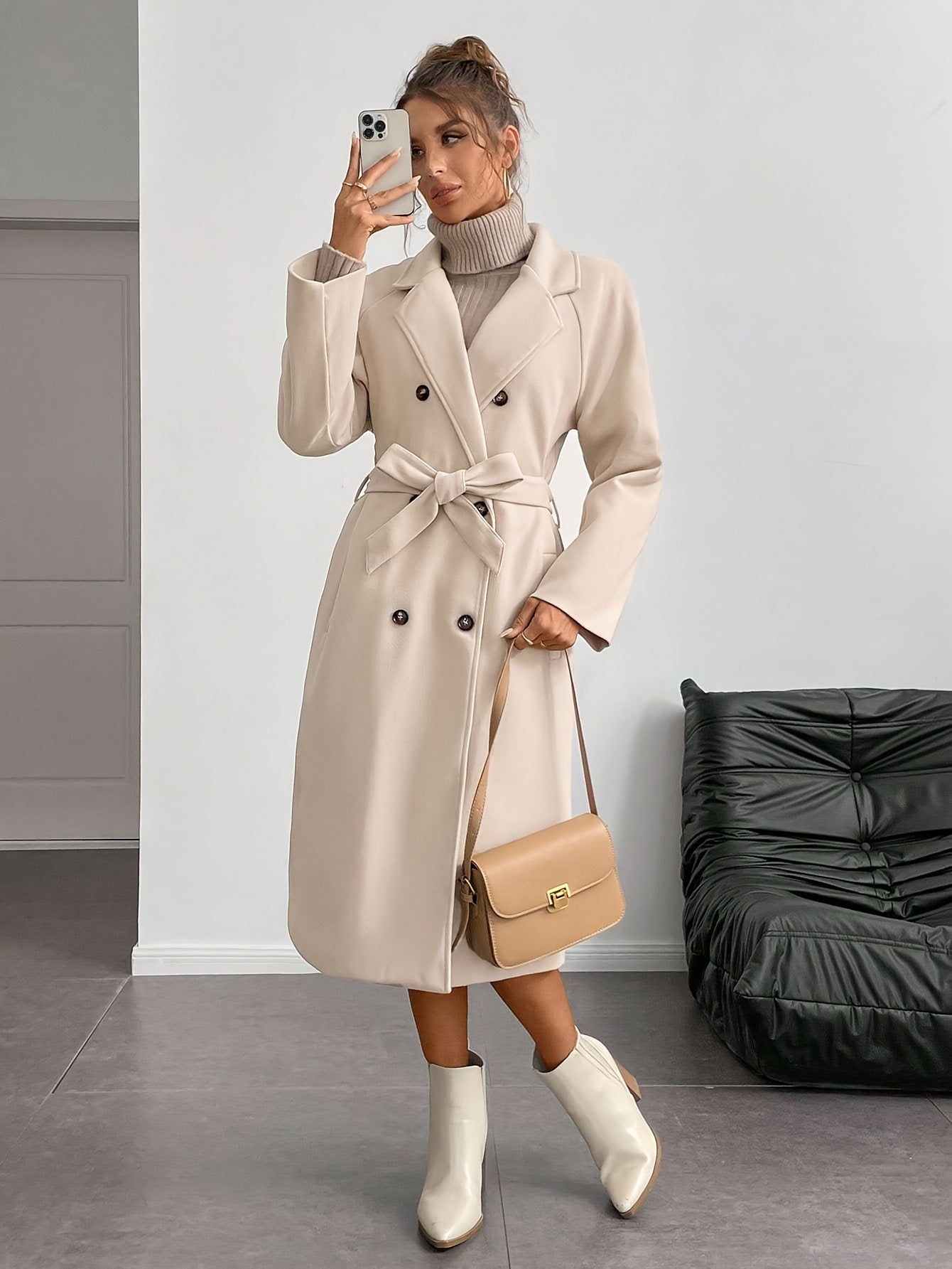 WL Atelier | Elegant Double-Breasted Long Coat with Belt