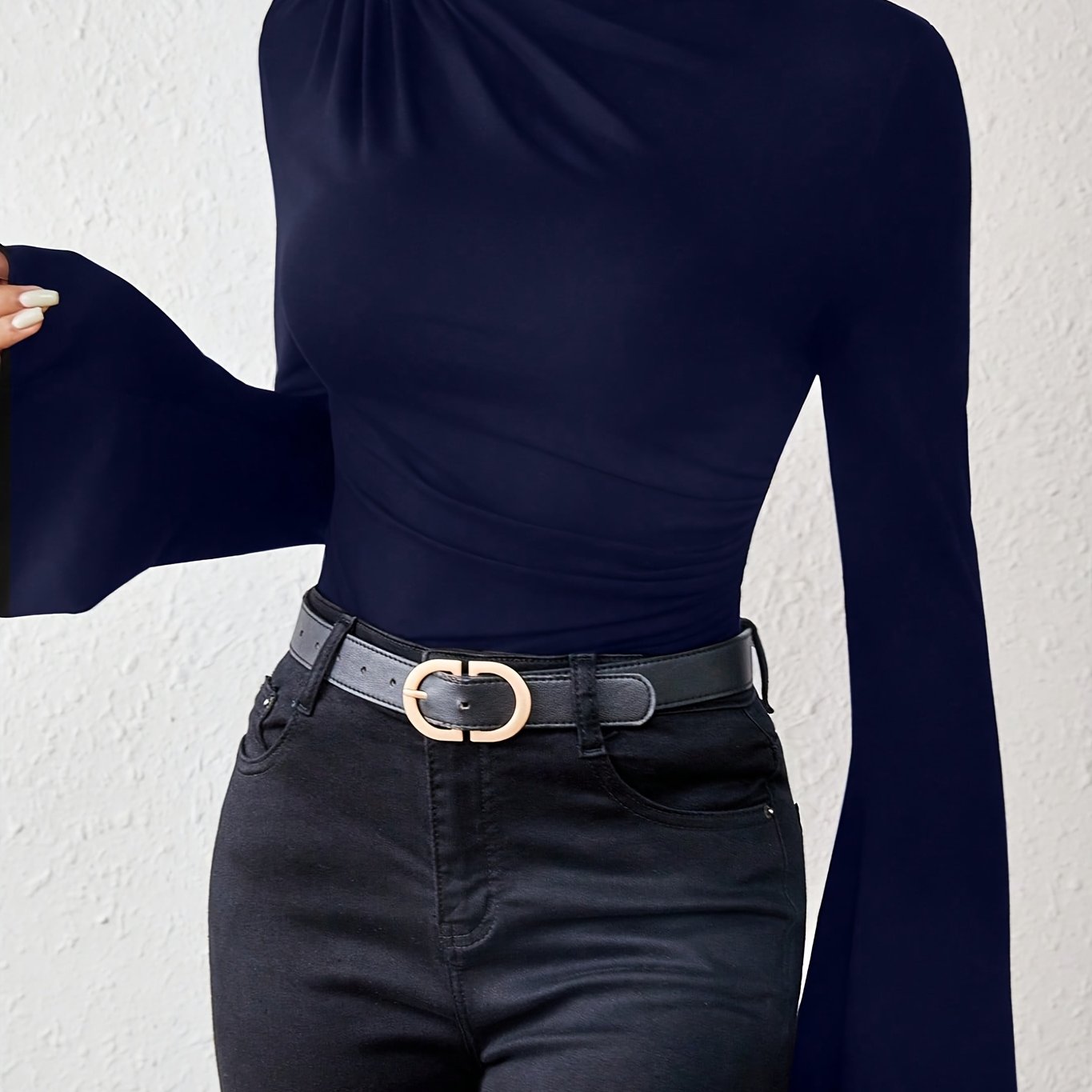 WL Atelier | Elegant Long-Sleeve Ruched Bust Top