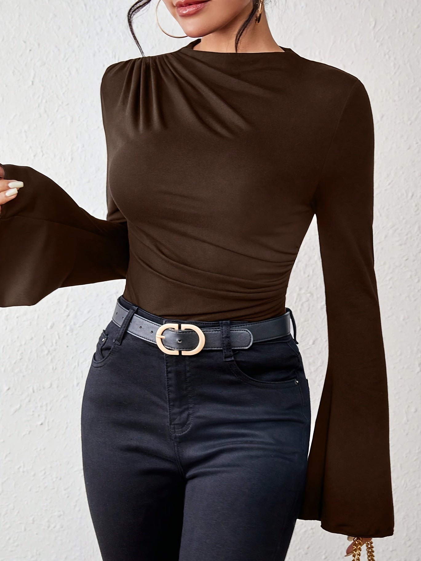 WL Atelier | Elegant Long-Sleeve Ruched Bust Top