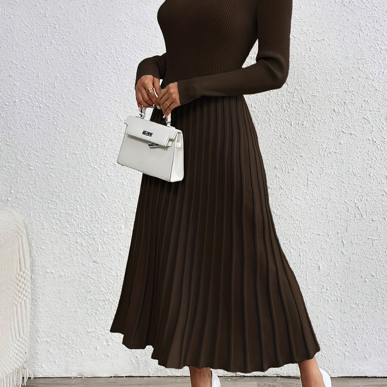 WL Atelier | Elegant High-Neck Long-Sleeve Dress
