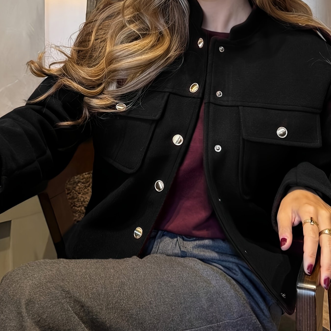 WL Atelier | Elegant Burgundy Tailored Jacket with Two-Tone Buttons