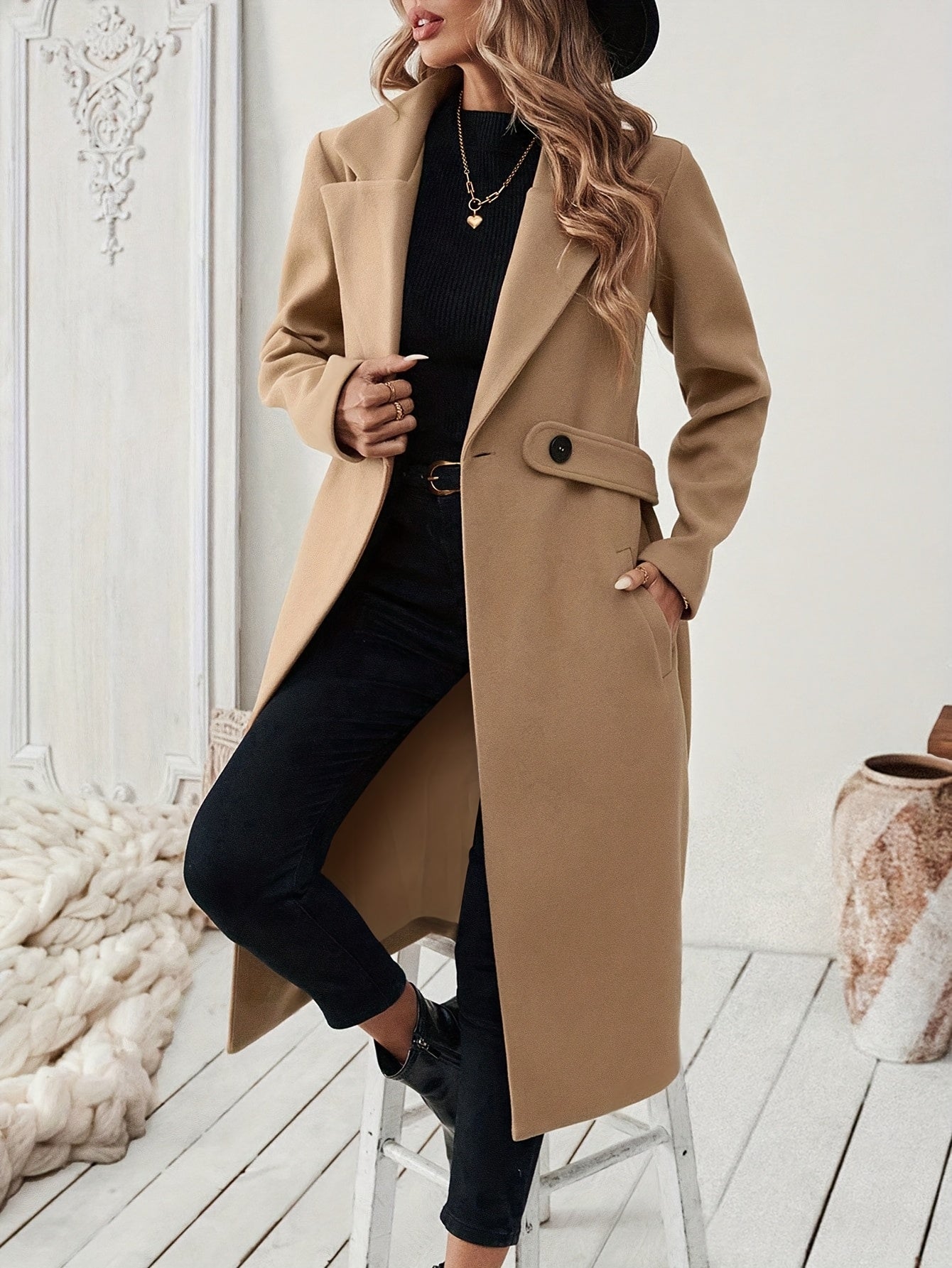 WL Atelier | Elegant Long Black Tweed Coat with Belt
