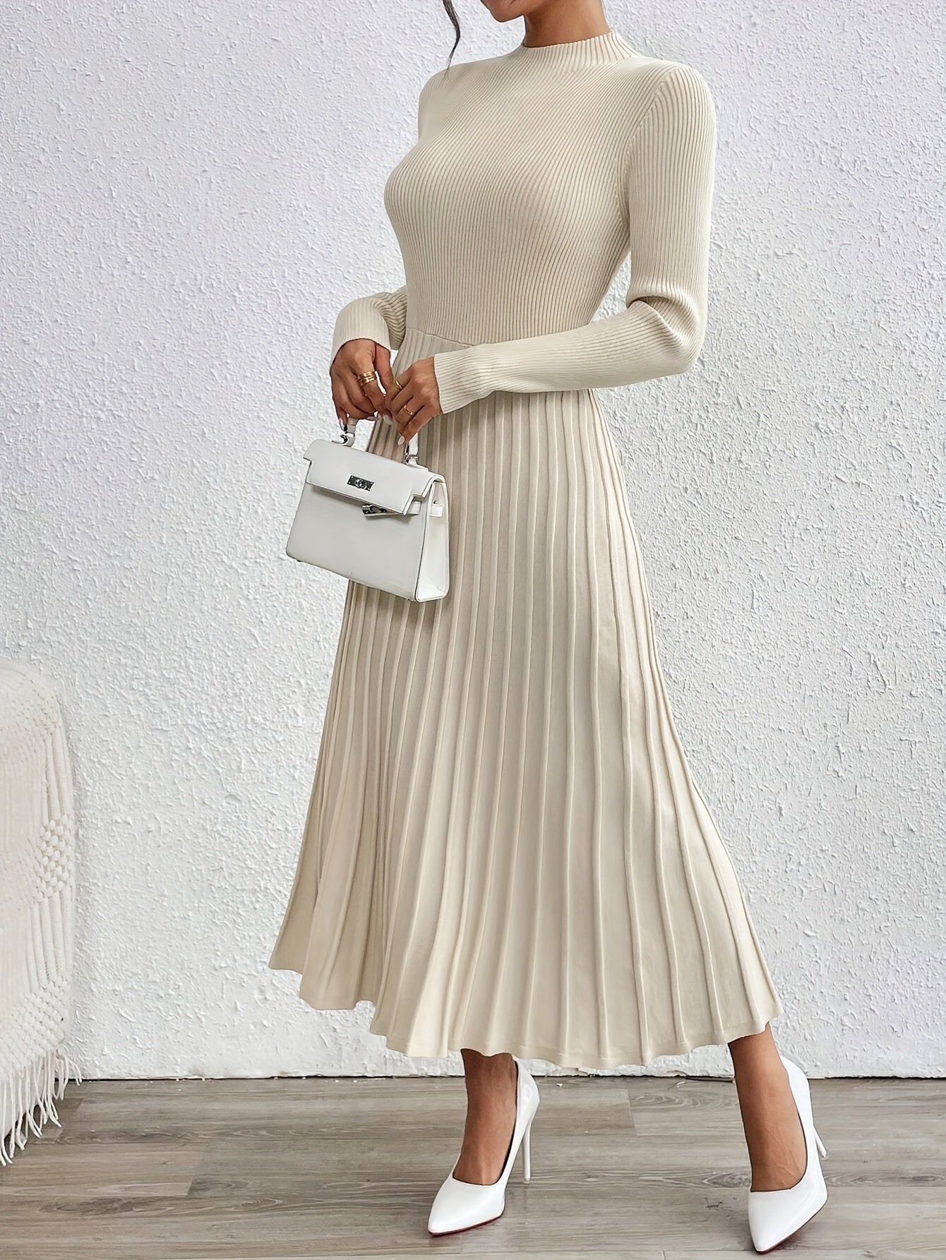 WL Atelier | Elegant High-Neck Long-Sleeve Dress
