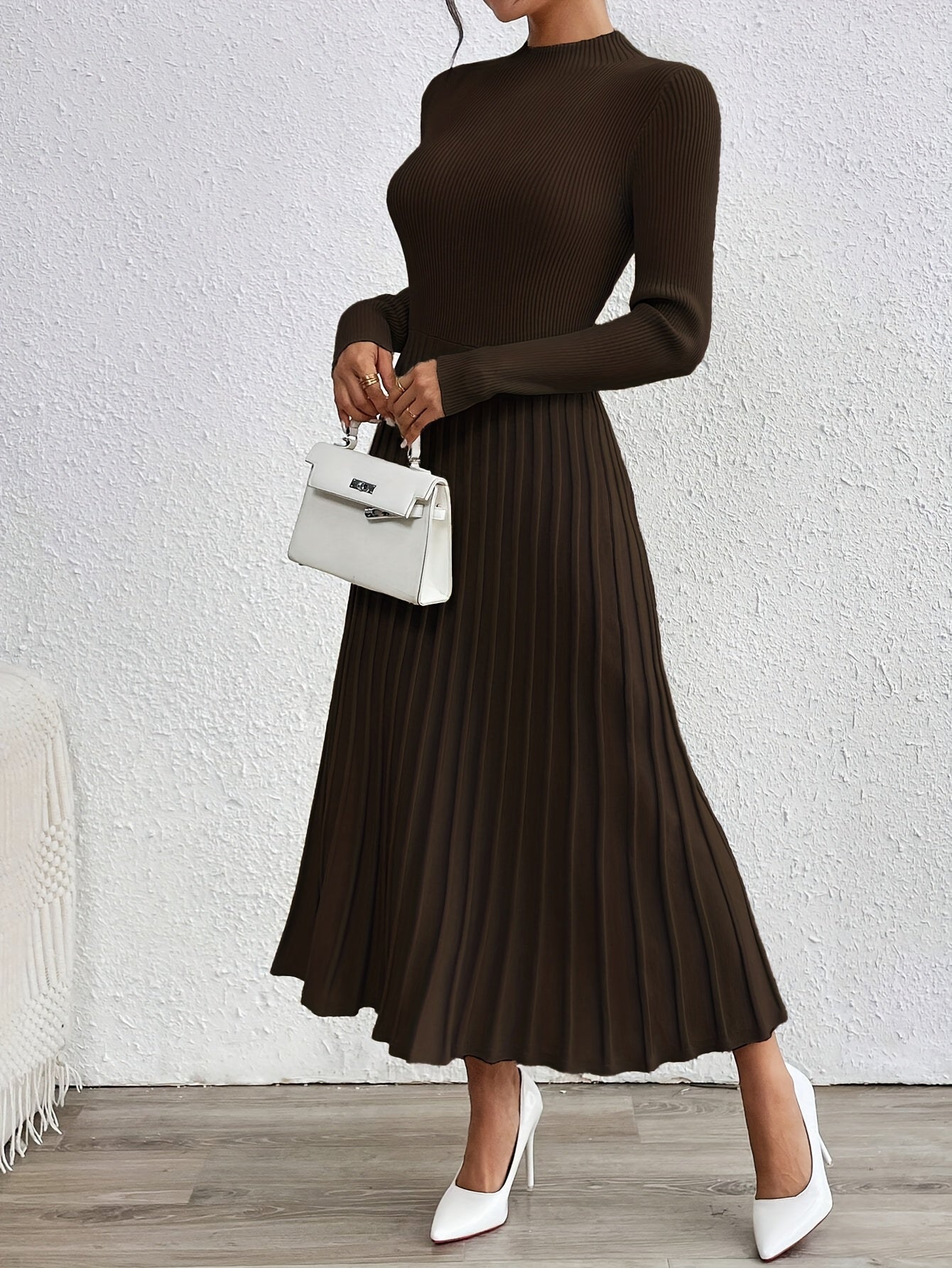 WL Atelier | Elegant High-Neck Long-Sleeve Dress