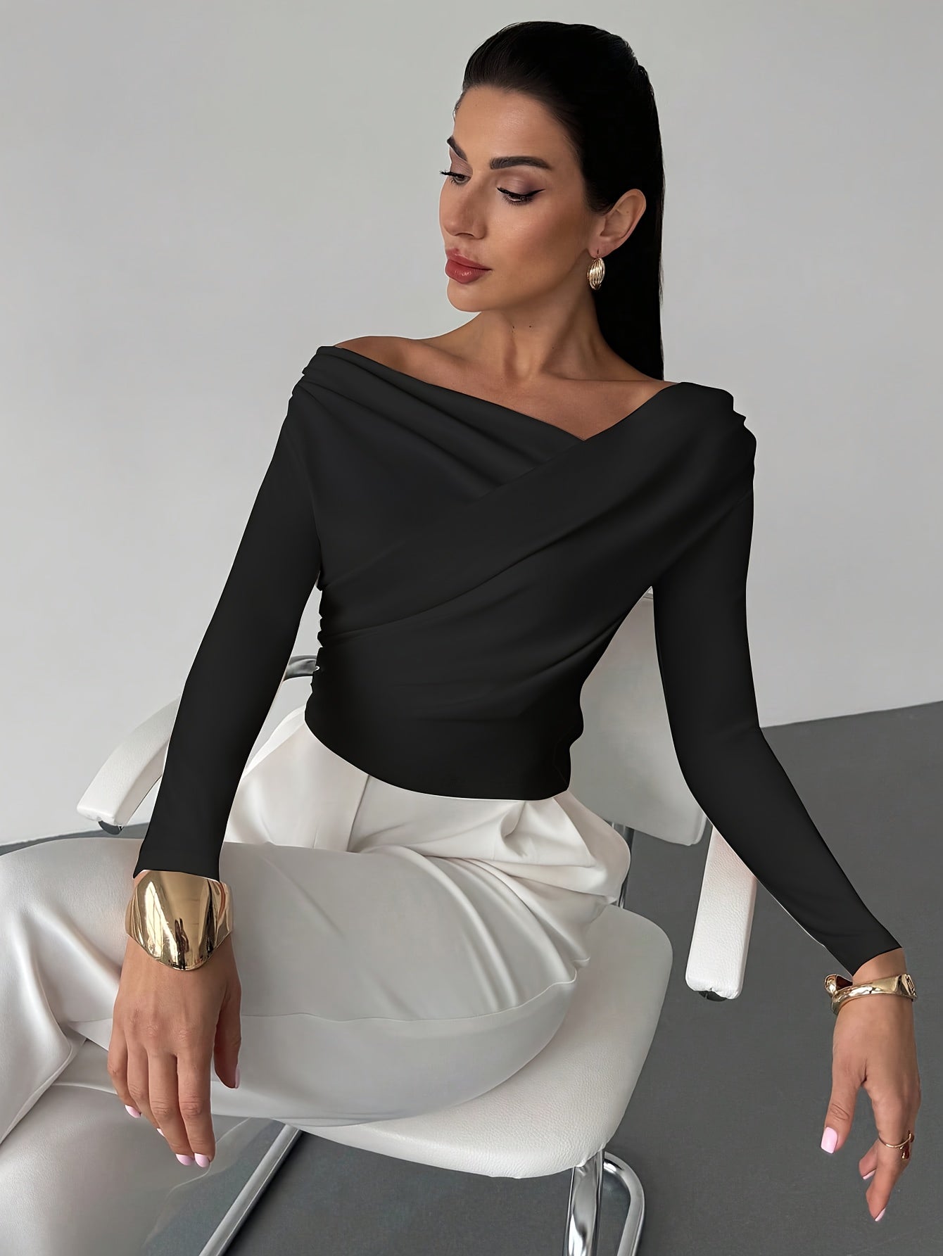 WL Atelier | Elegant Long-Sleeve Cross-Neckline Blouse