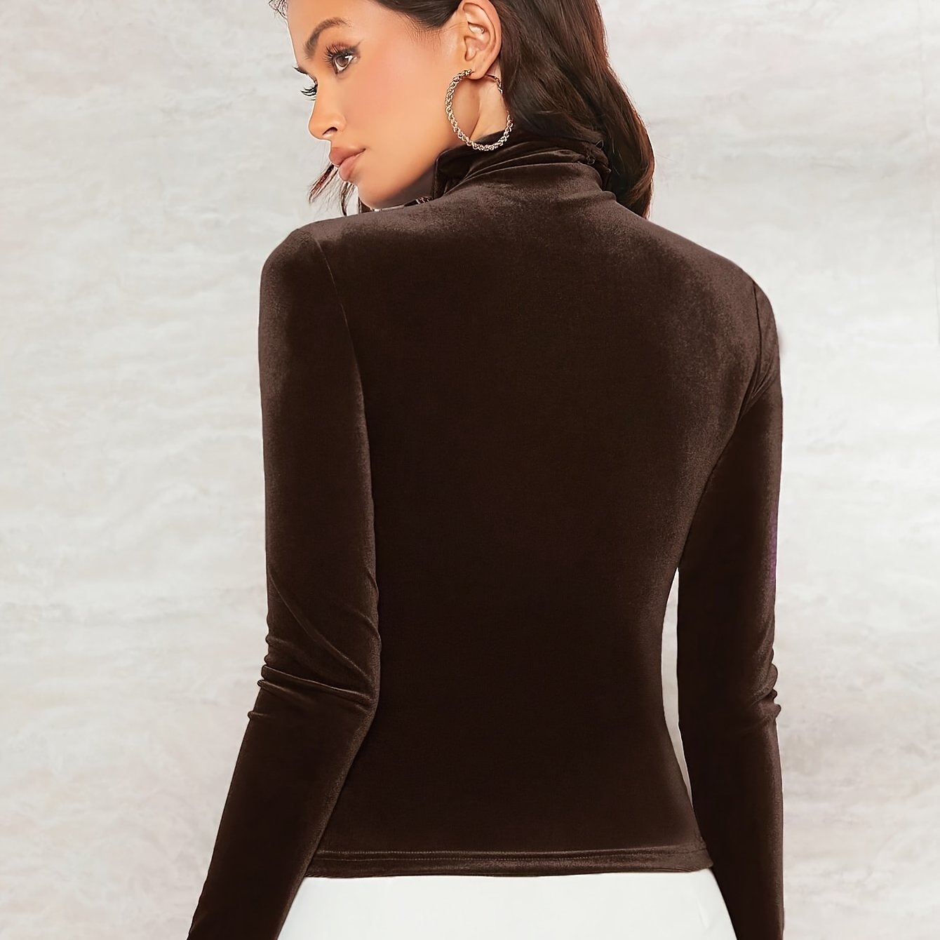 WL Atelier | Elegant Velvet High-Neck Long-Sleeve Top