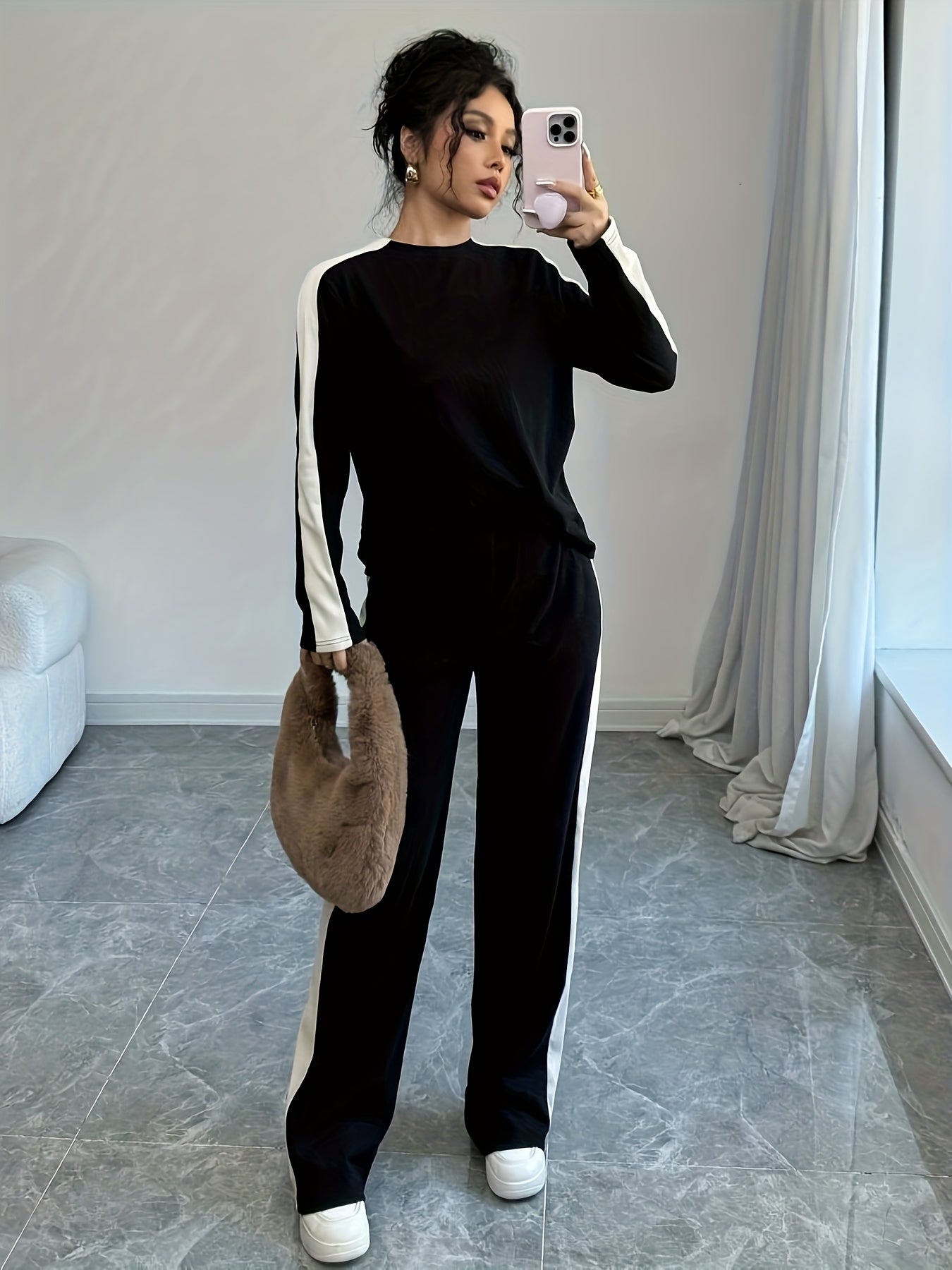 WL Atelier | Striped Contrast Round Neck T-Shirt & Pants Set
