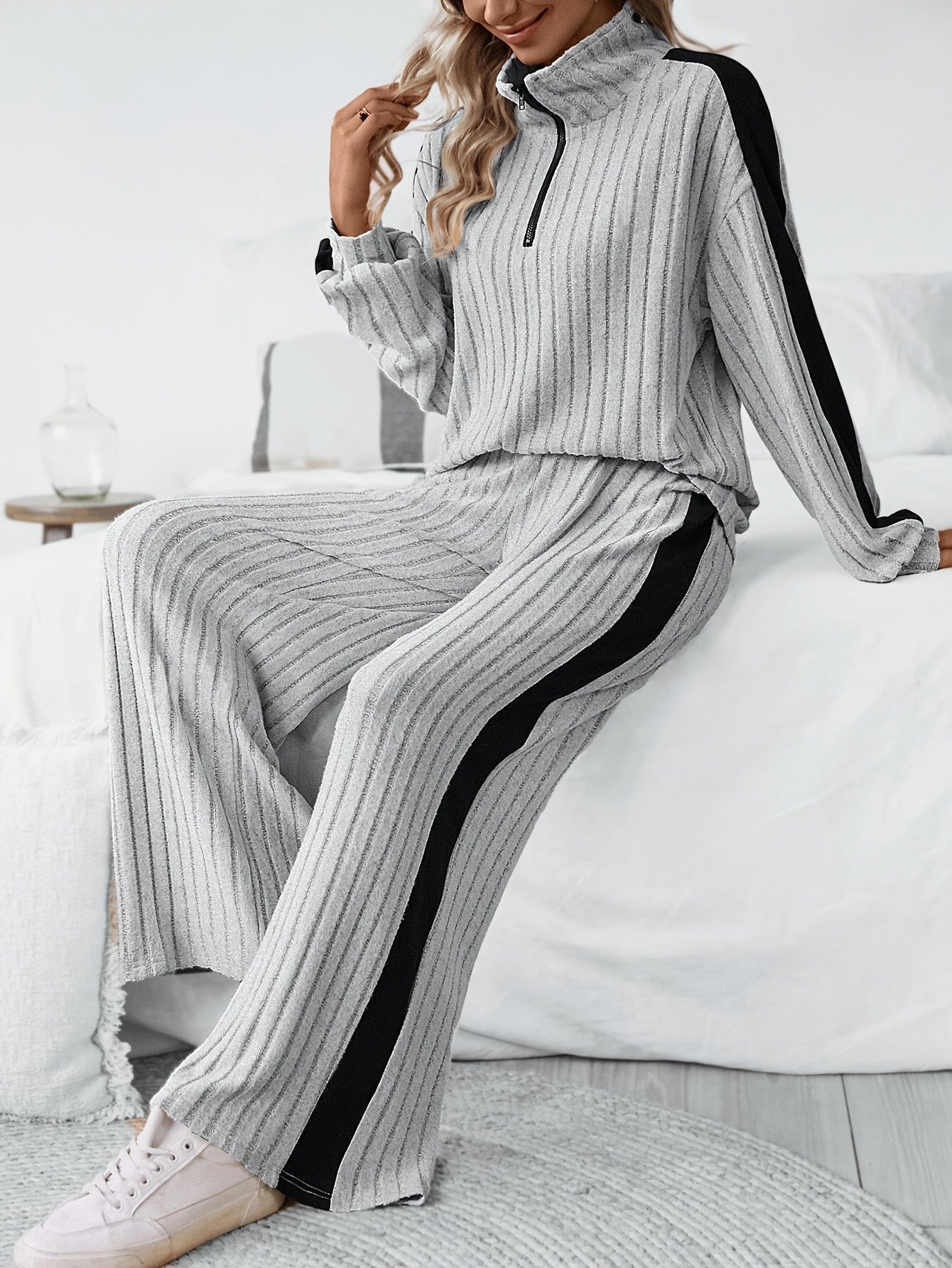 WL Atelier | Striped Collar Top & Color-Block Wide-Leg Pants Set