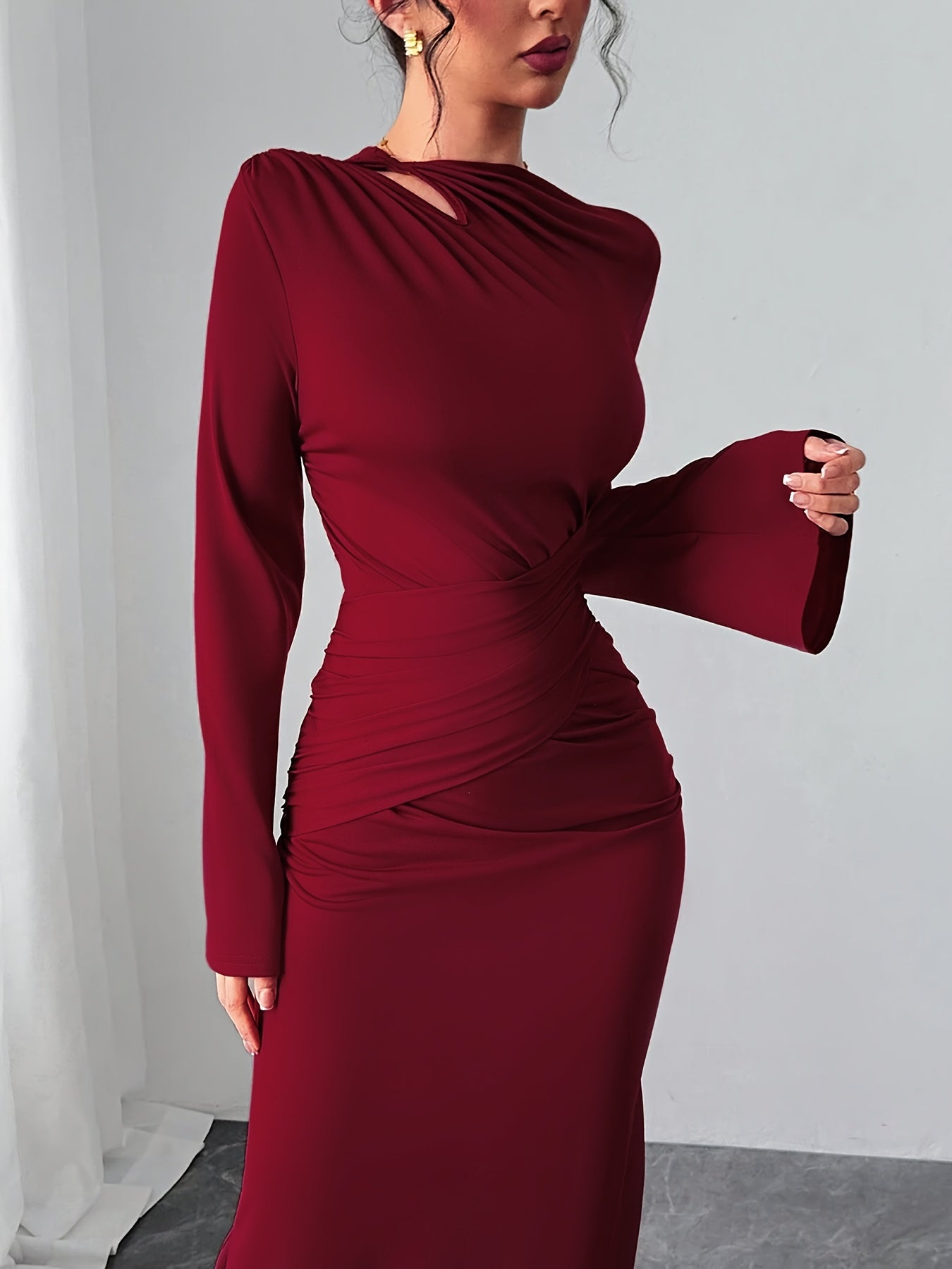 WL Atelier | Elegant Bodycon Dress with Bell Sleeves & Asymmetrical Neckline