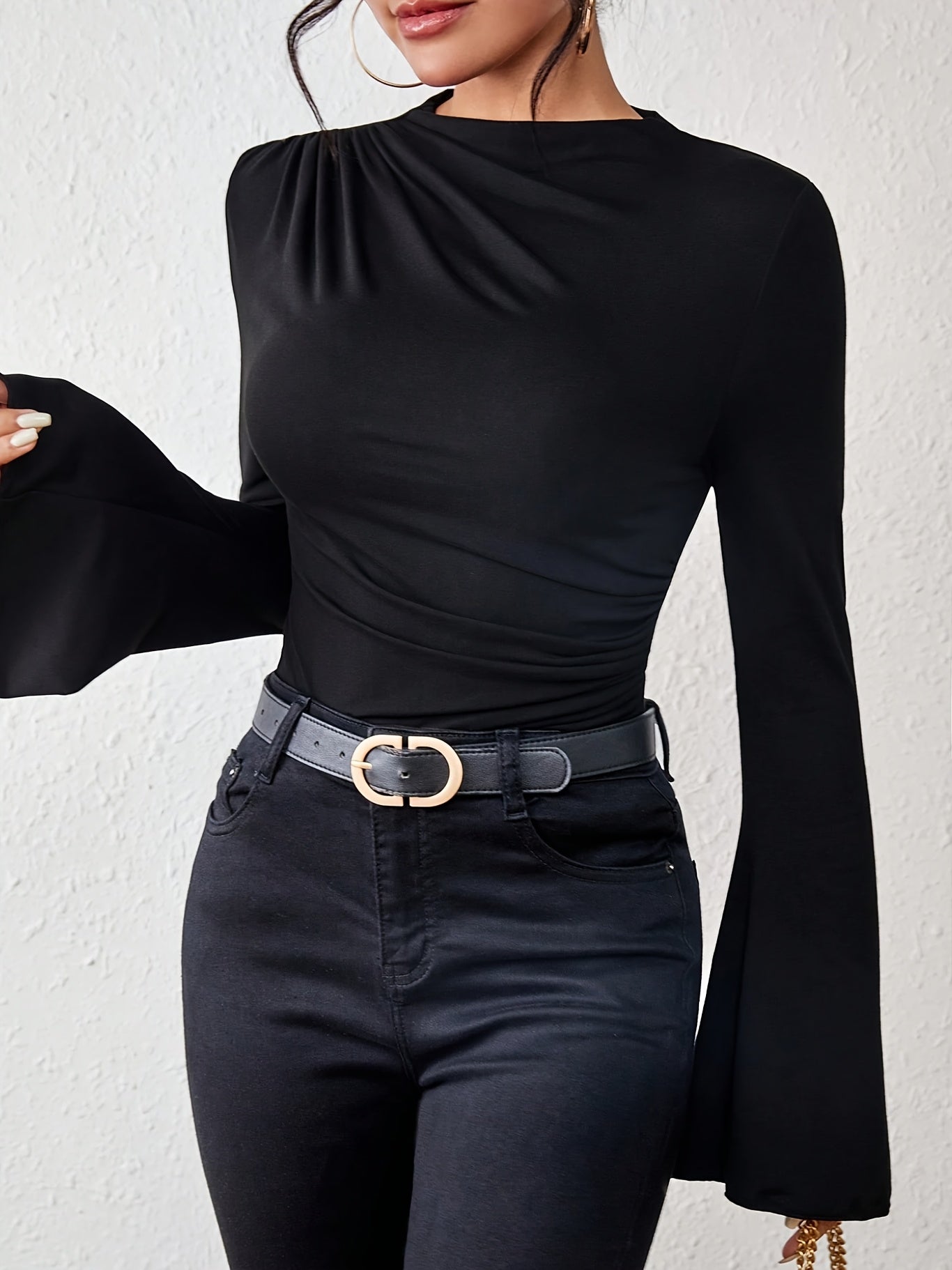 WL Atelier | Elegant Long-Sleeve Ruched Bust Top
