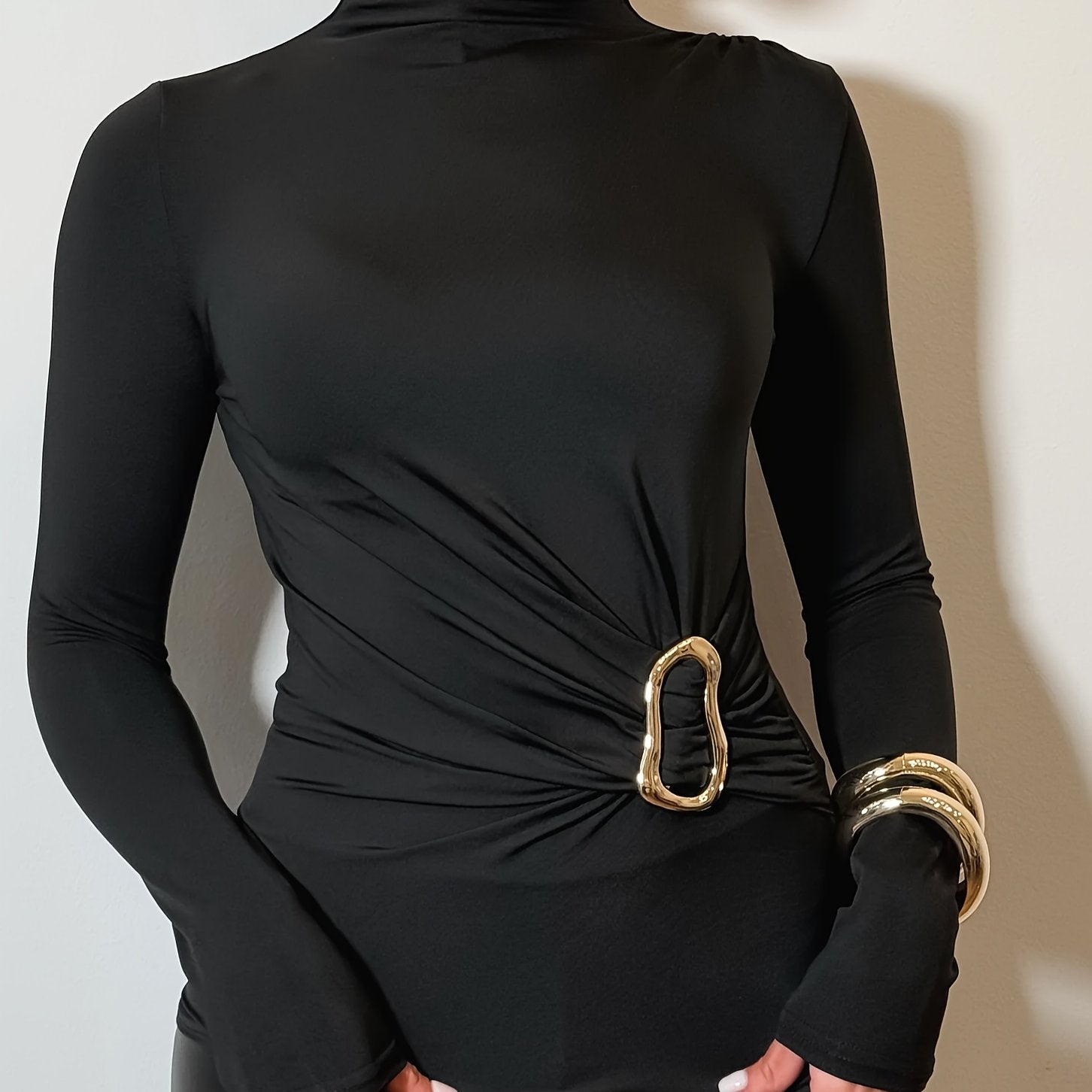WL Atelier | Elegant Long-Sleeve Blouse