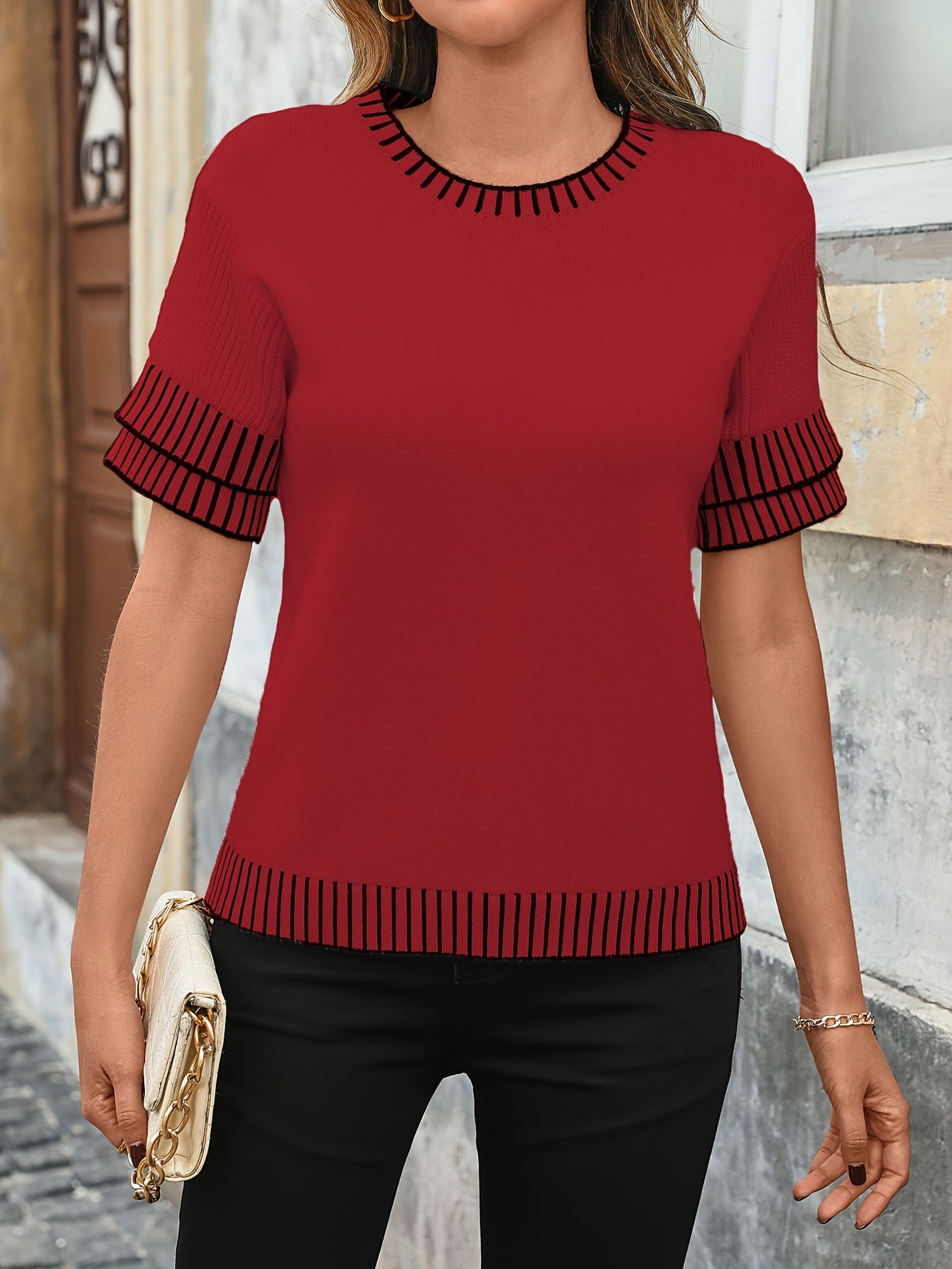 WL Atelier | Elegant Color-Block Short-Sleeve Top