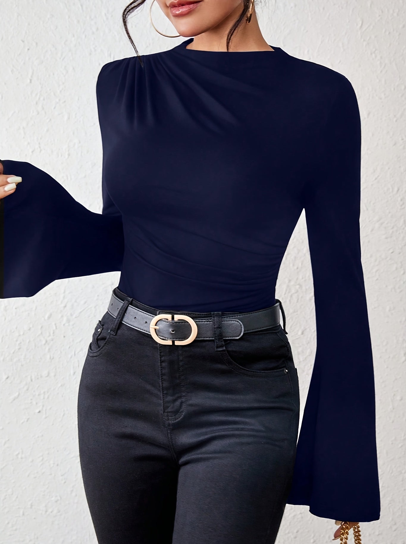 WL Atelier | Elegant Long-Sleeve Ruched Bust Top