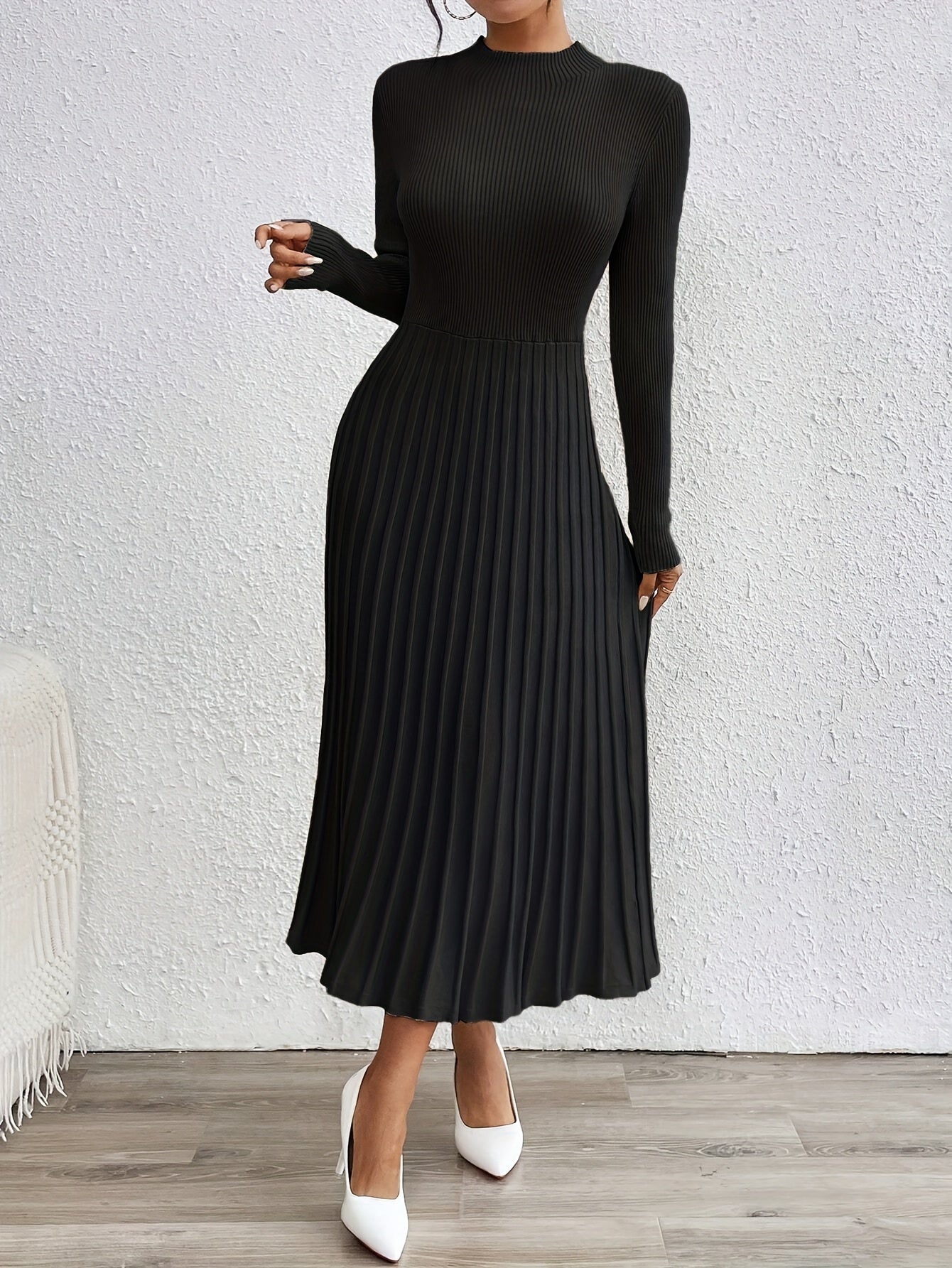 WL Atelier | Elegant High-Neck Long-Sleeve Dress