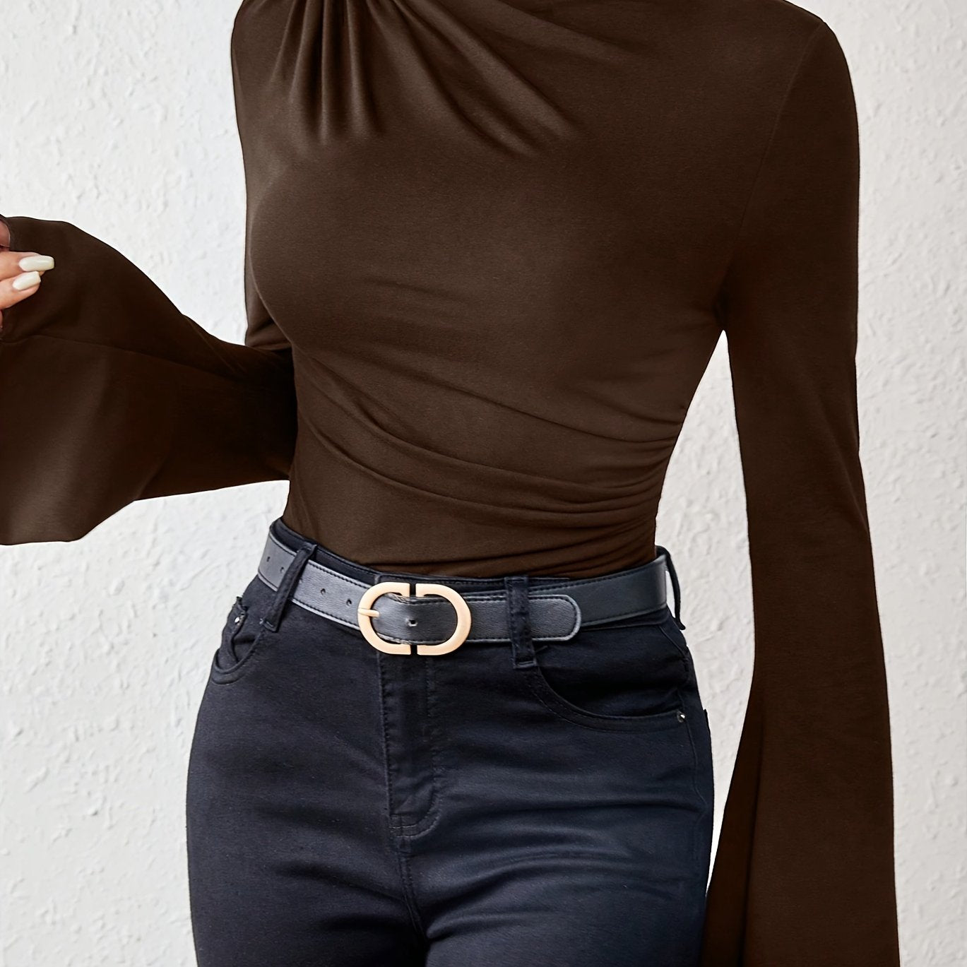 WL Atelier | Elegant Long-Sleeve Ruched Bust Top