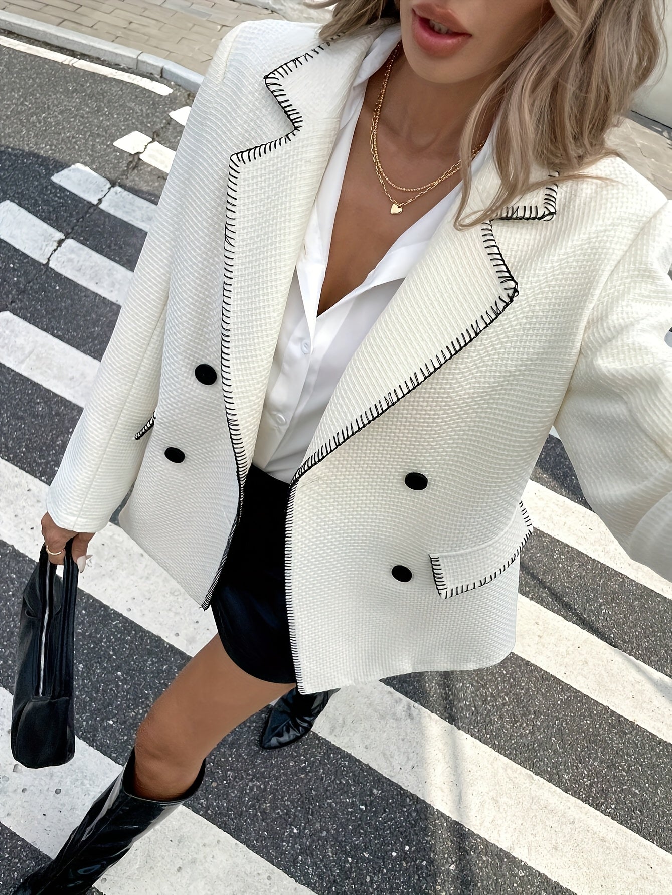 WL Atelier | Elegant Structured Blazer