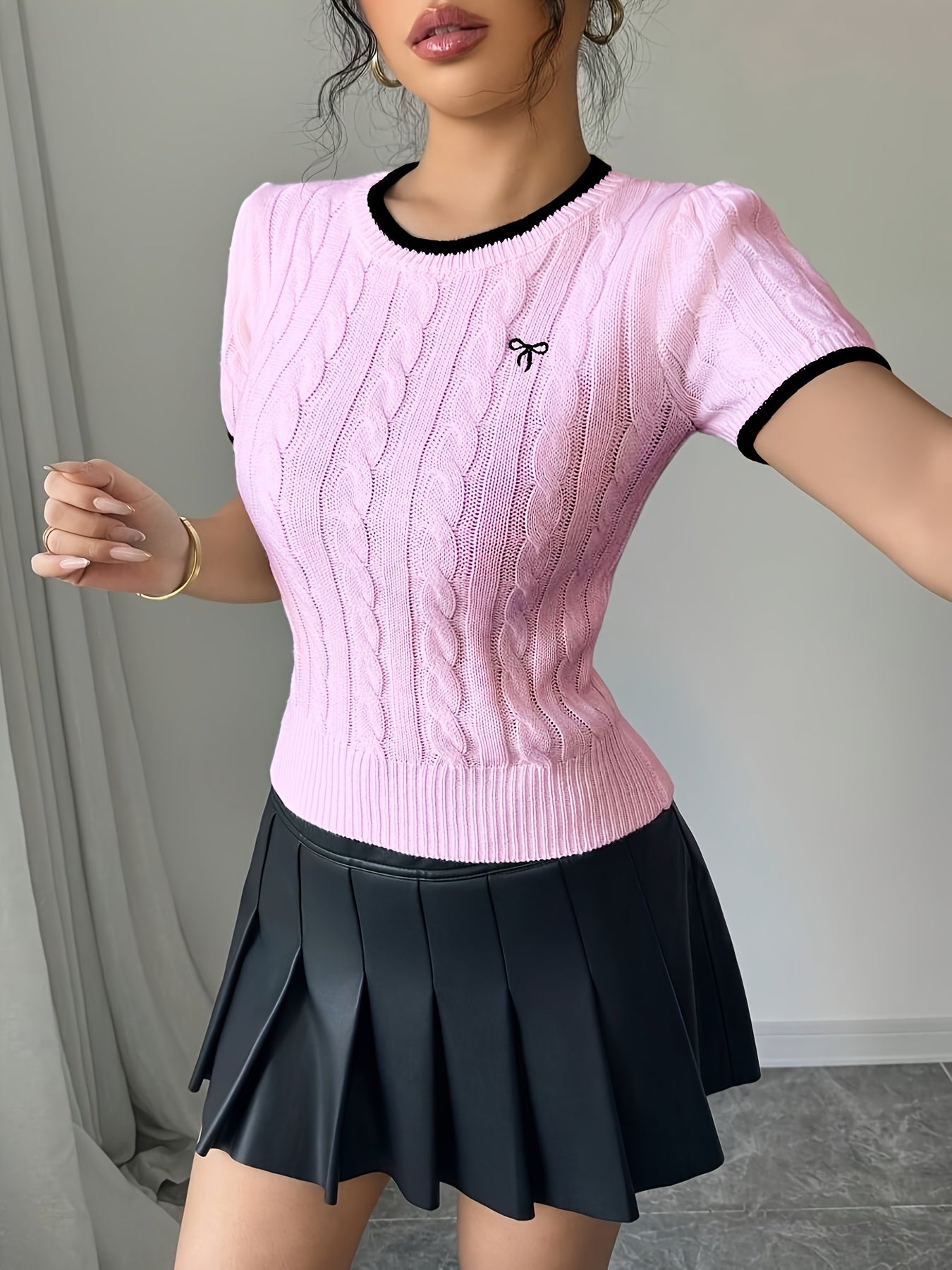 WL Atelier | Elegant Cat-Ear Detail Top with Two-Tone Edges