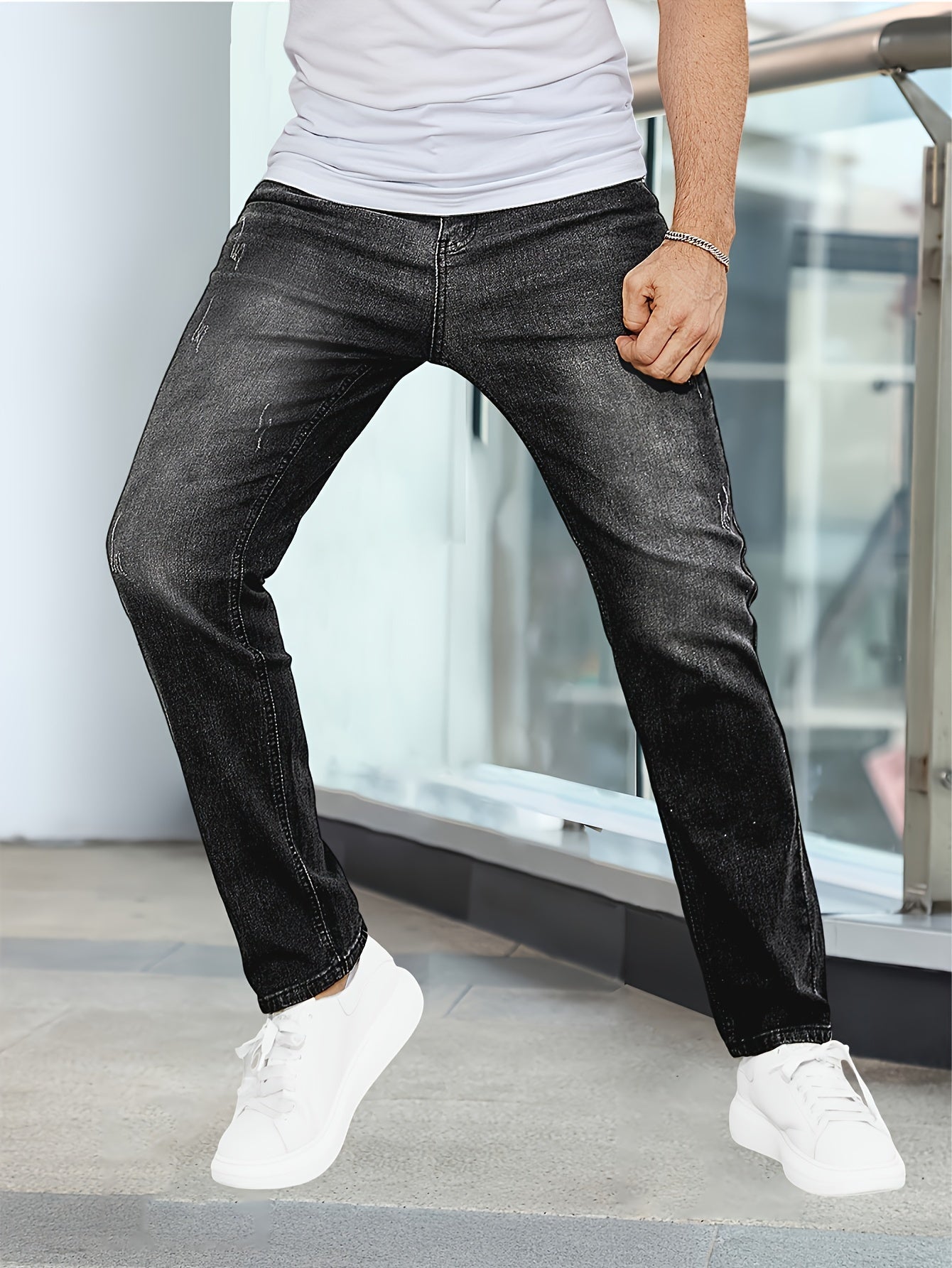 WL Atelier Men | Slim-Fit Stretch Denim Jeans