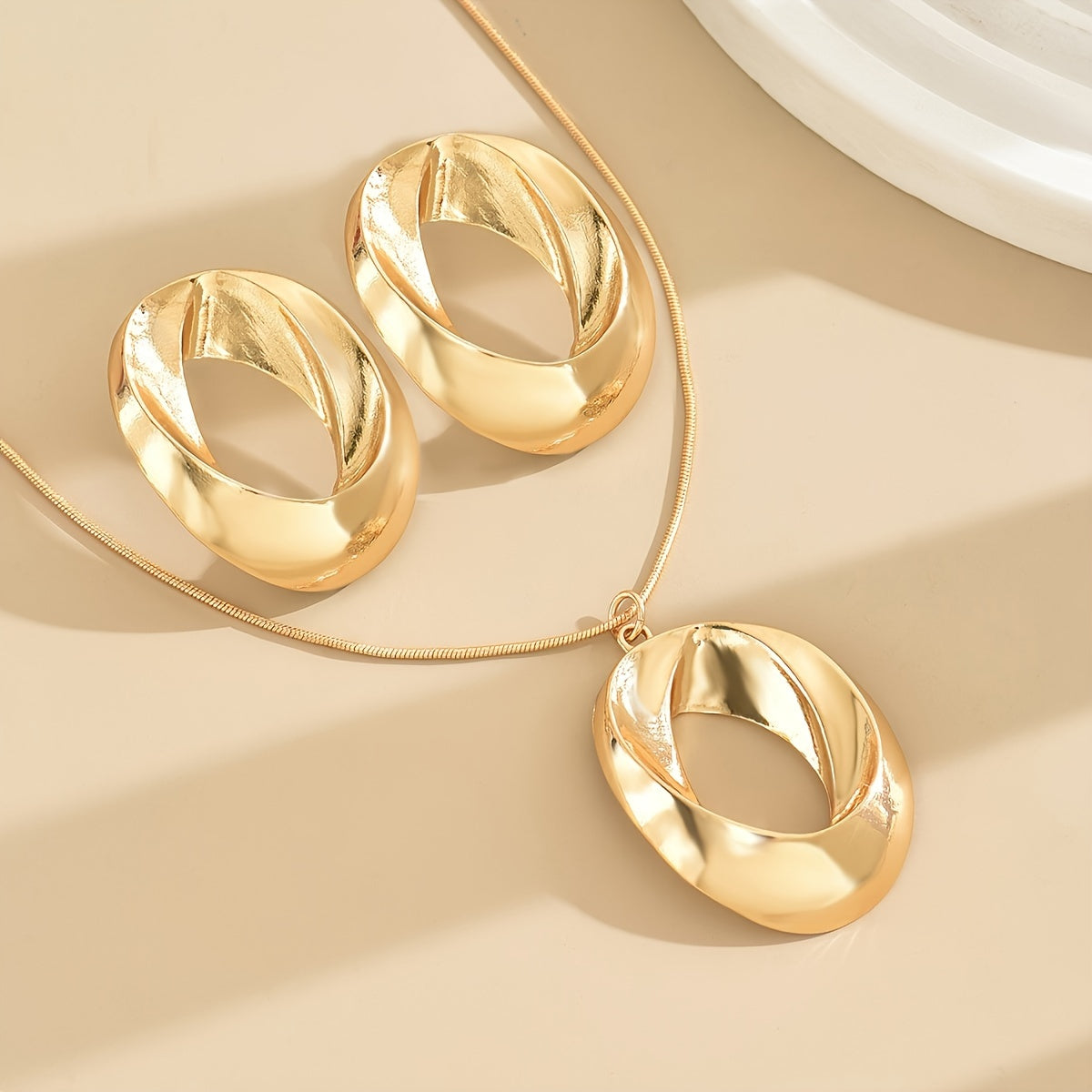 WL Atelier | Minimalist Hollow Oval Pendant Necklace &amp; Earrings Set