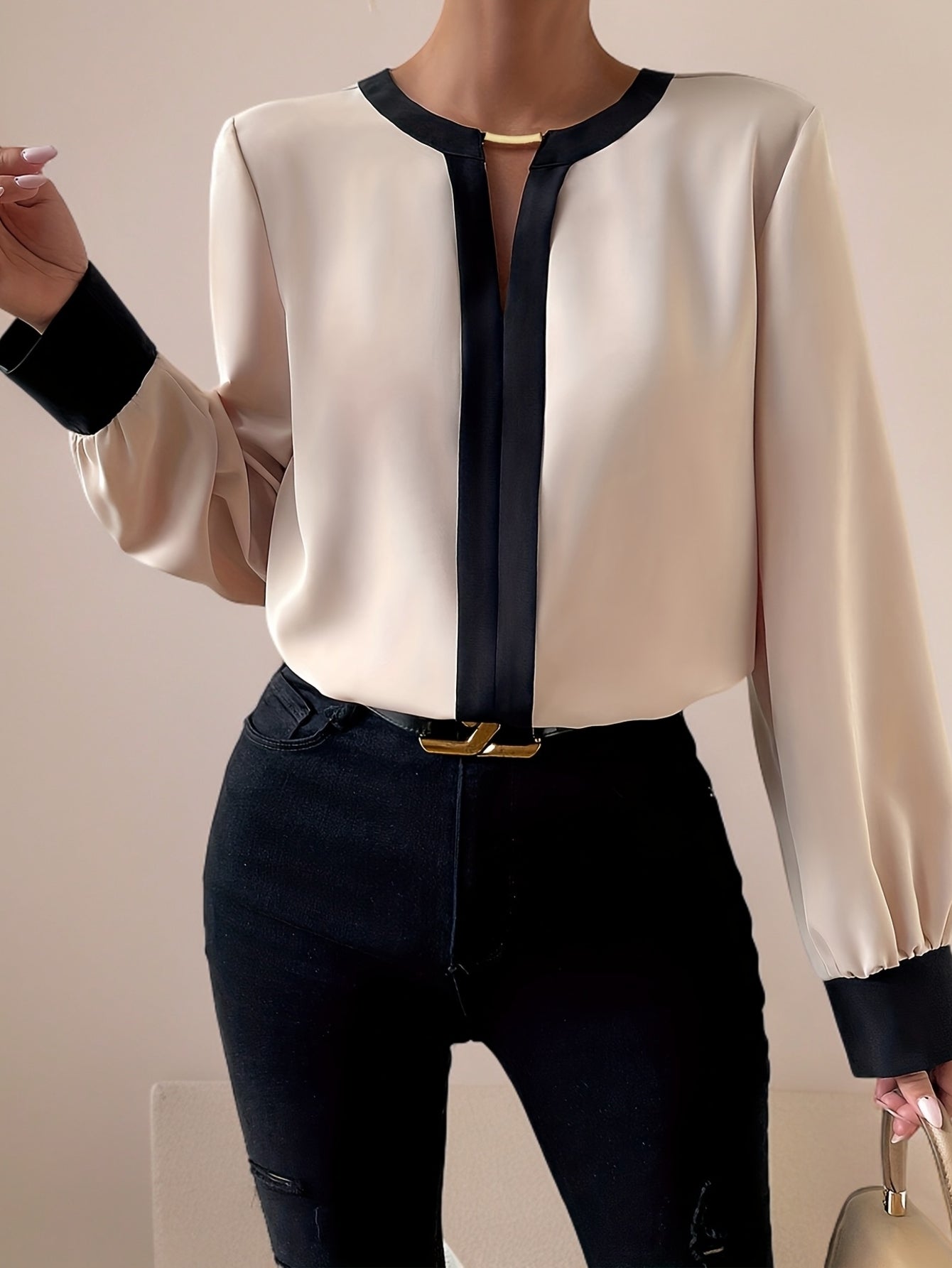 Elegant Contrast-Collar Blouse for Autumn Layers