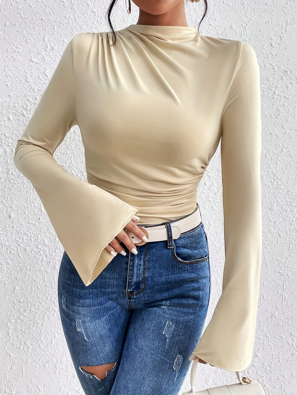 WL Atelier | Elegant Long-Sleeve Ruched Bust Top