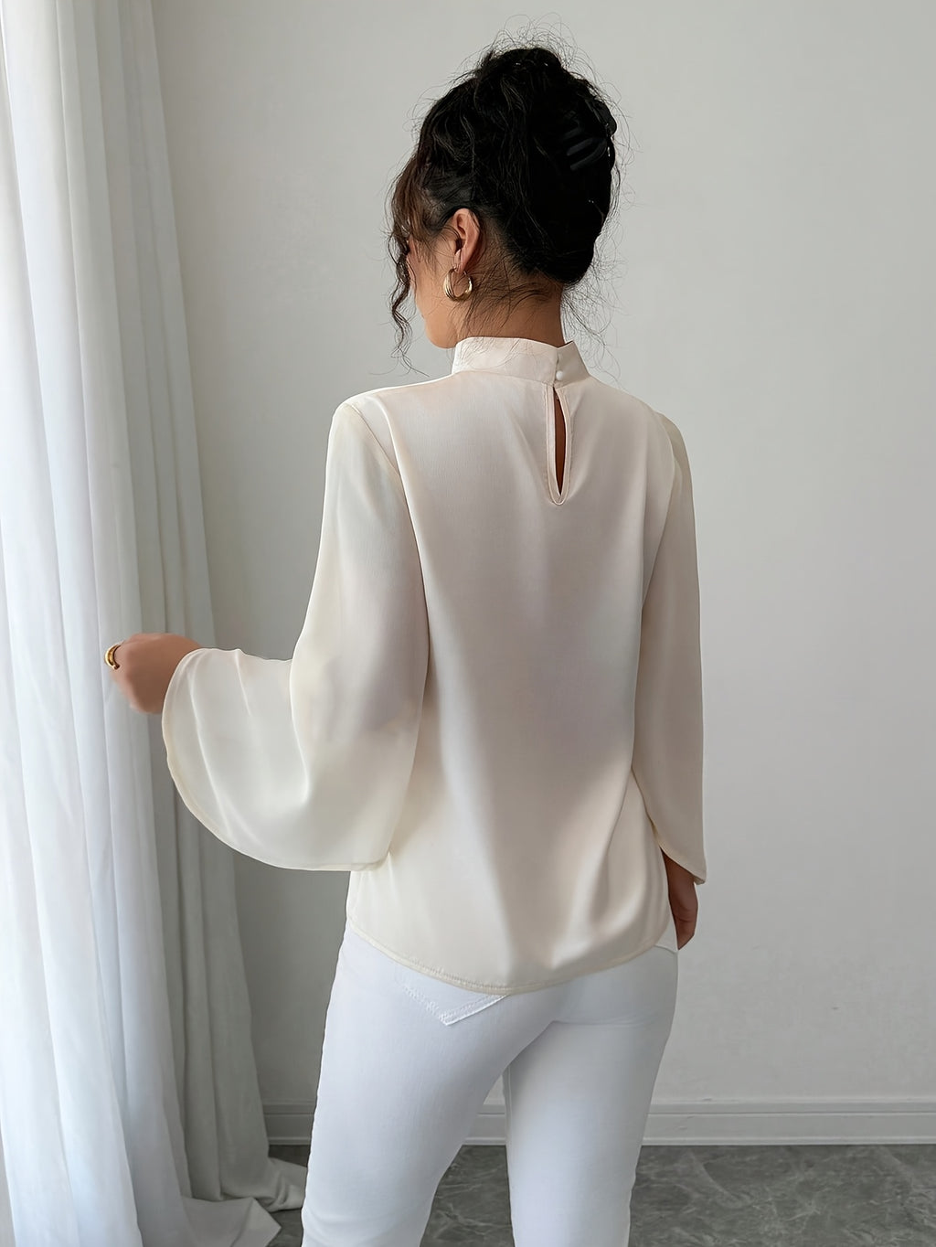 WL Atelier | Elegant Solid Color Office Blouse