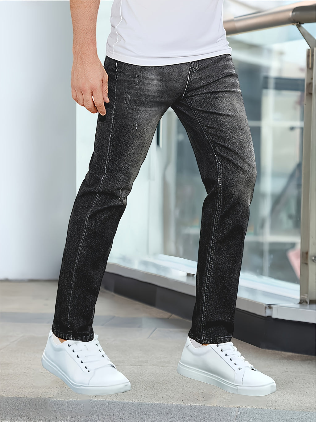 WL Atelier Men | Slim-Fit Stretch Denim Jeans