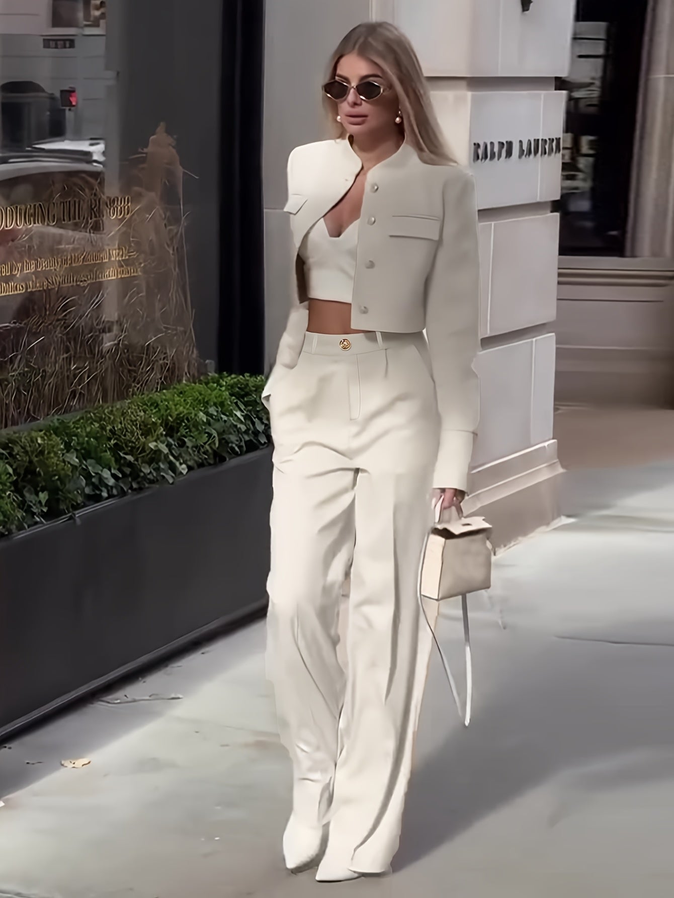 WL Atelier | Elegant Two-Piece Suit with Tailored Shorts &amp; Blazer