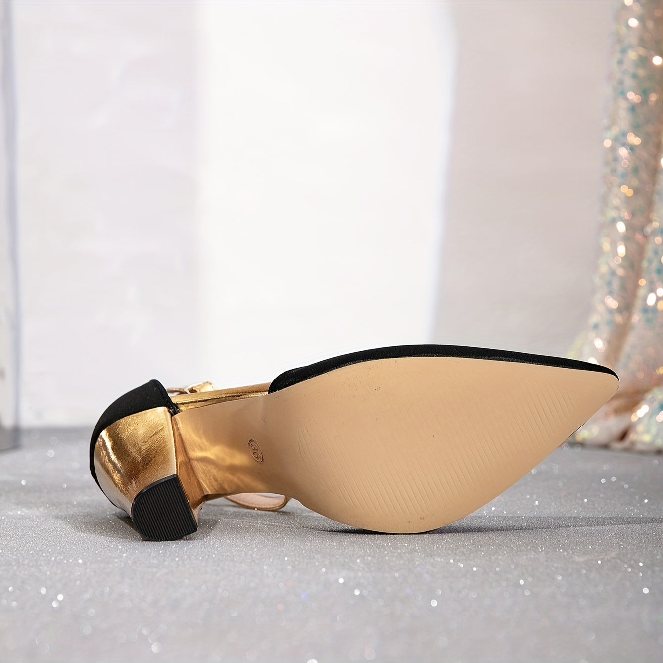 WL Atelier | Pointed-Toe Chunky Heel Buckle Shoes