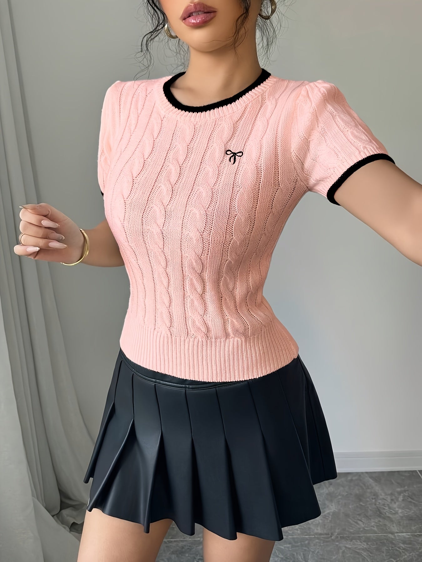 WL Atelier | Elegant Cat-Ear Detail Top with Two-Tone Edges