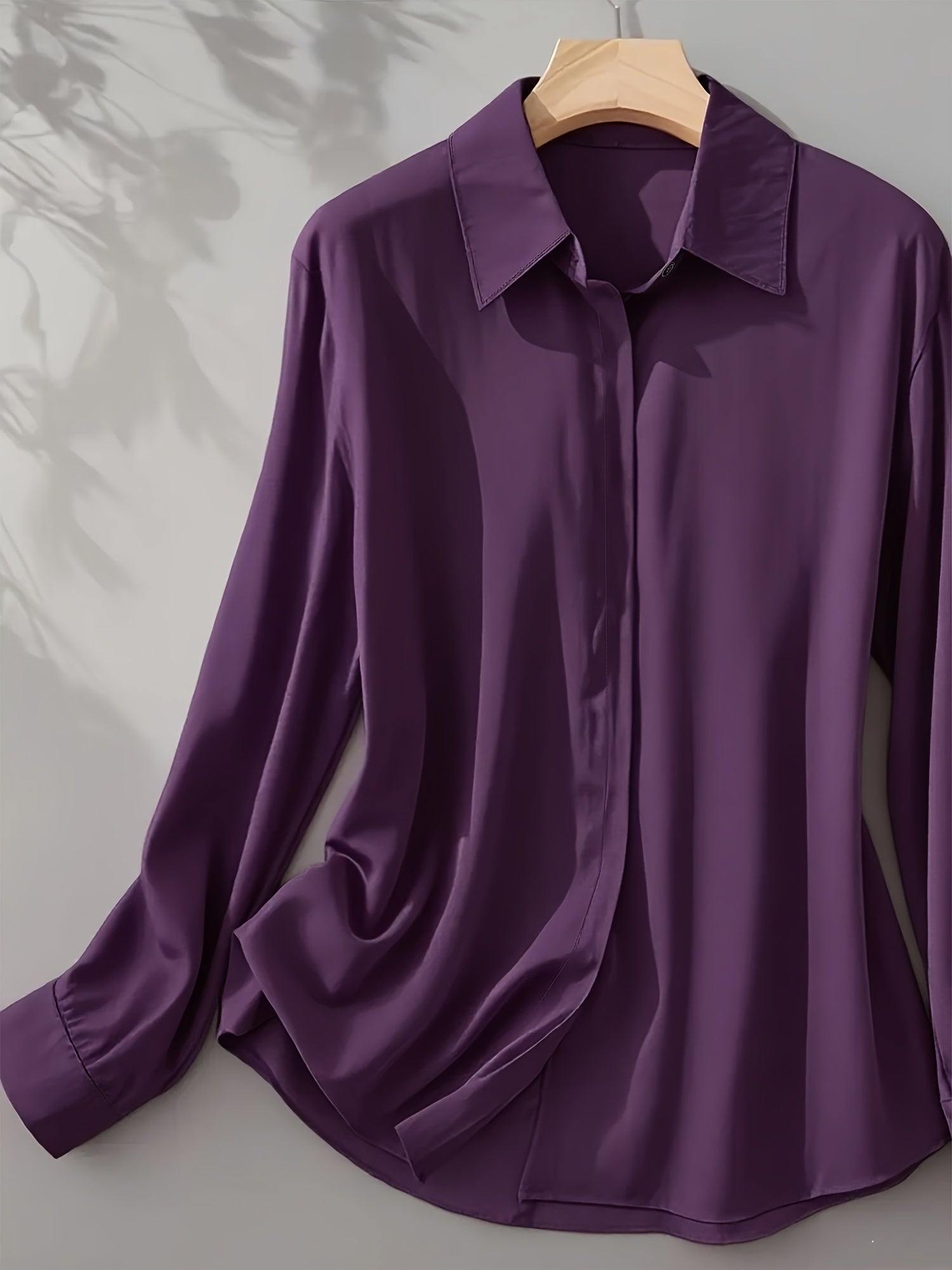 WL Atelier | Elegant Light Blue French-Style Button-Up Shirt