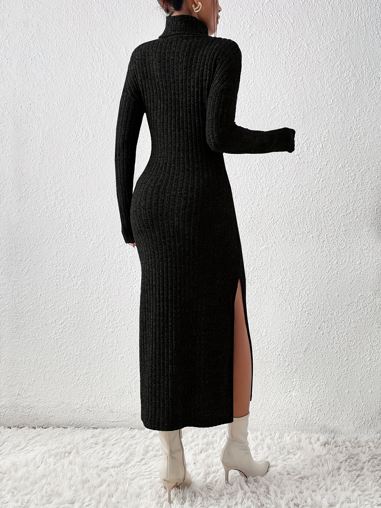 WL Atelier | Elegant Ribbed Knit Turtleneck Midi Dress with Split Hem