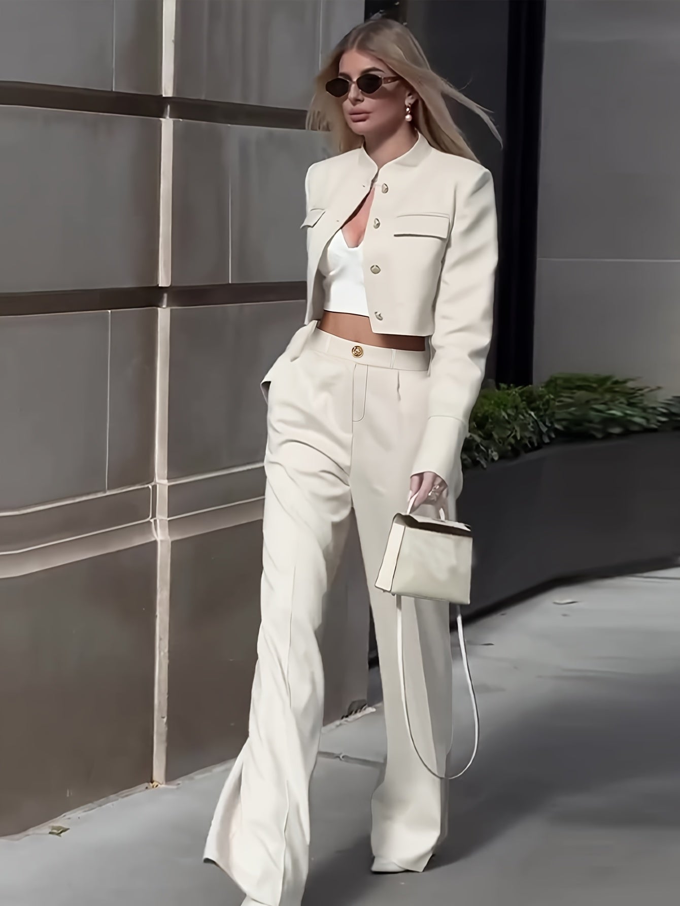 WL Atelier | Elegant Two-Piece Suit with Tailored Shorts &amp; Blazer