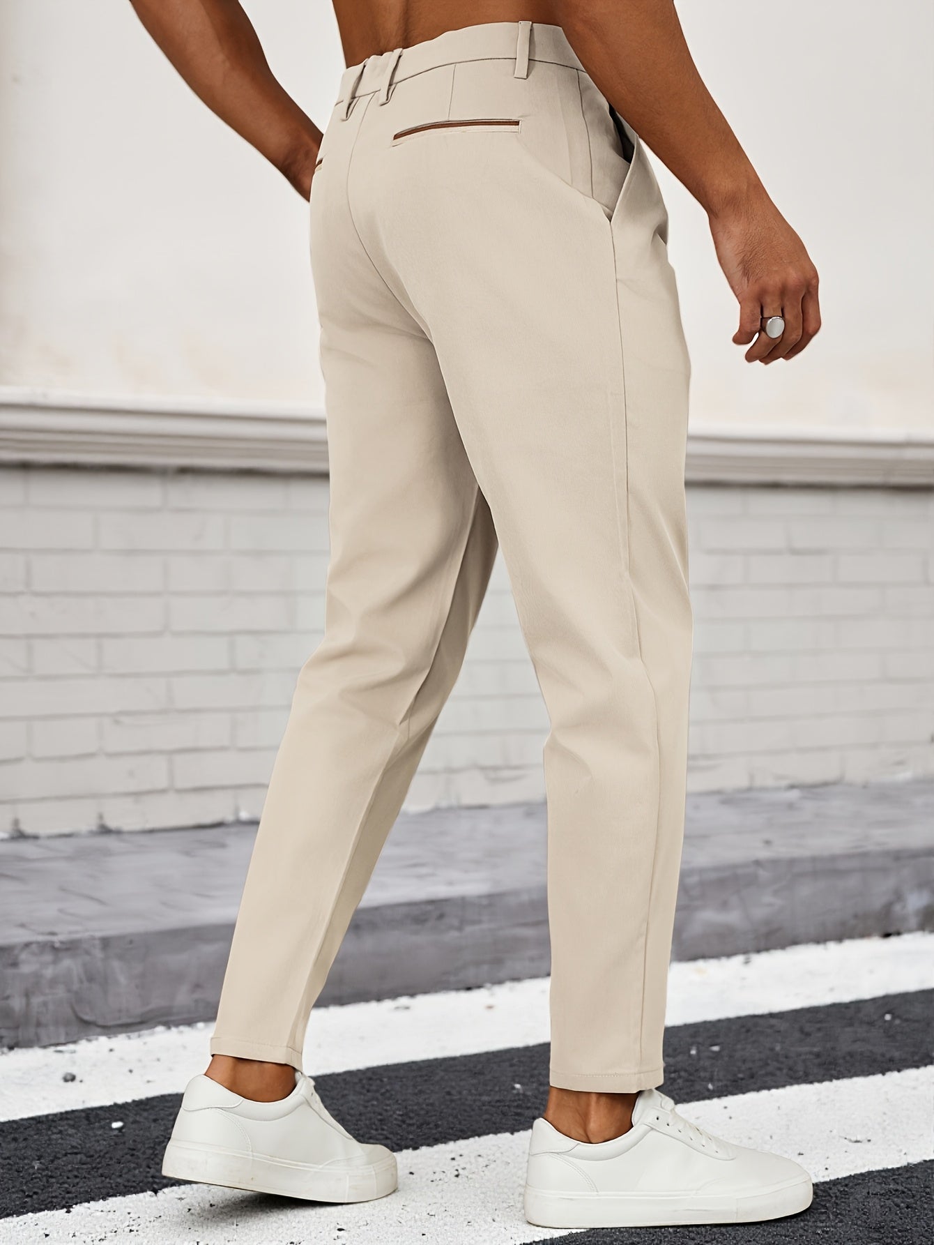 WL Atelier Men | Beige Pleated Business Casual Trousers
