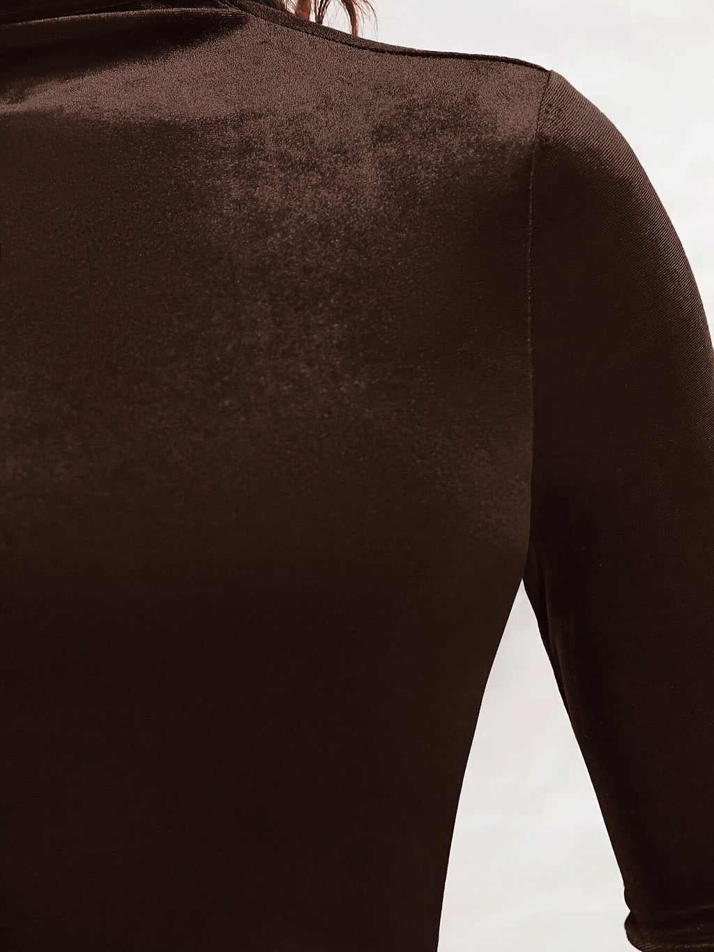 WL Atelier | Elegant Velvet High-Neck Long-Sleeve Top