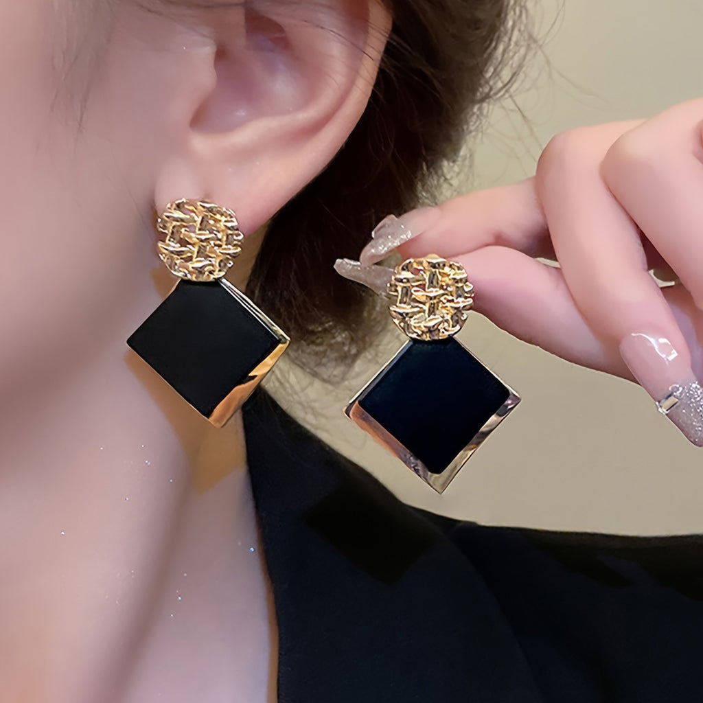 WL Atelier | Vintage-Inspired Geometric Drop Earrings