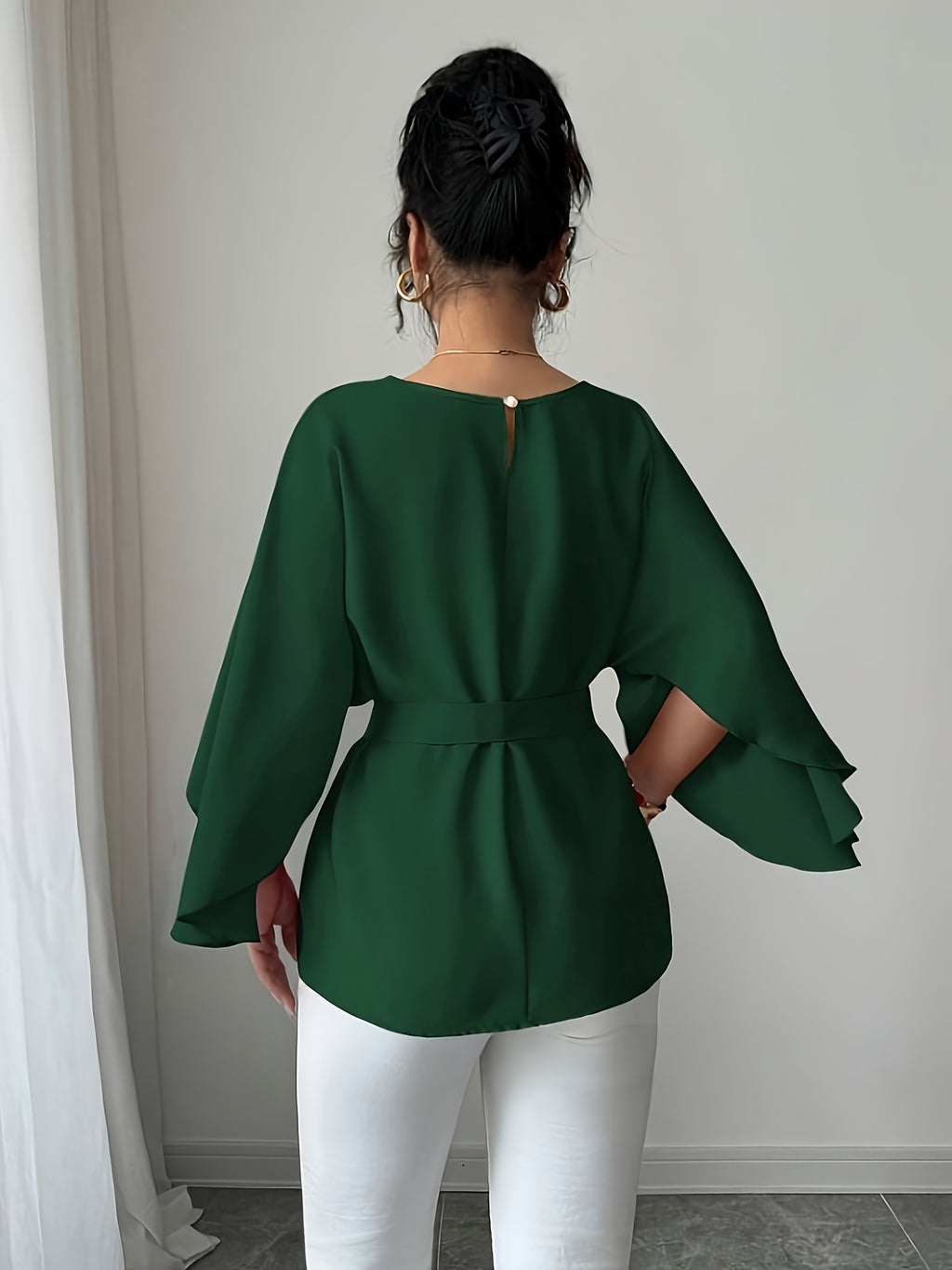 WL Atelier | Elegant Green Belted Long-Sleeve Blouse