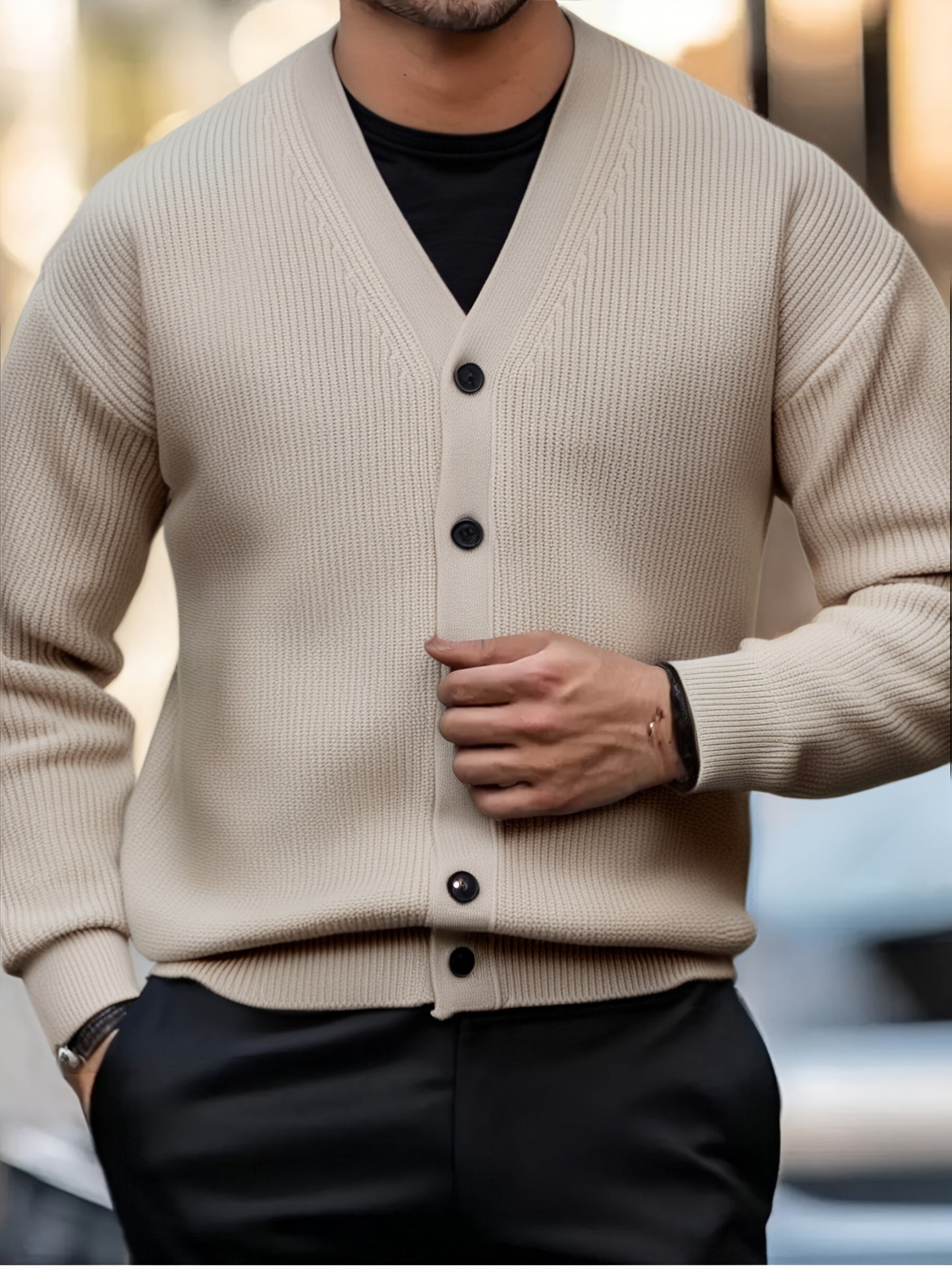 WL Atelier Men | Beige V-Neck Cable-Knit Cardigan