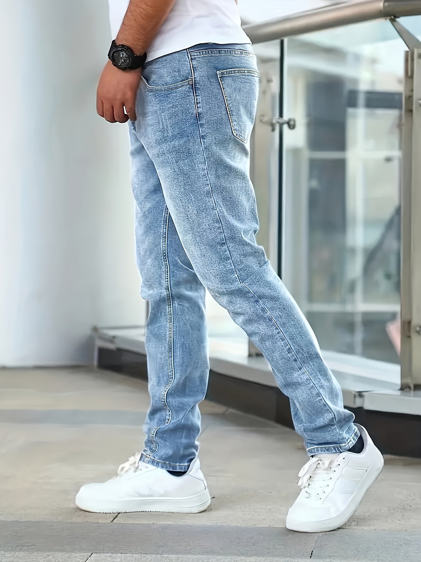 WL Atelier Men | Slim-Fit Stretch Denim Jeans