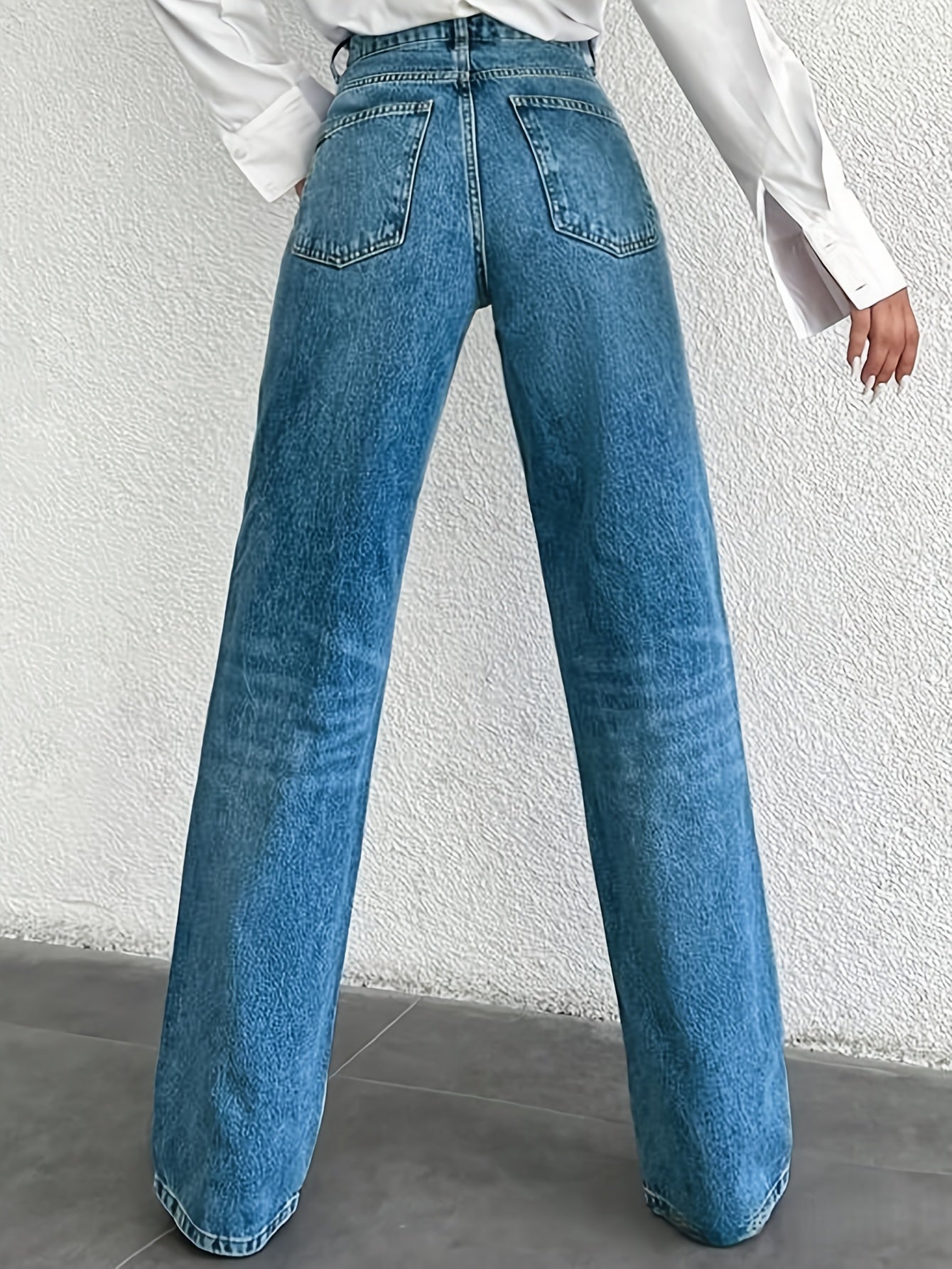 WL Atelier | Elegant Flared Wide-Leg Jeans with Stretch Fit
